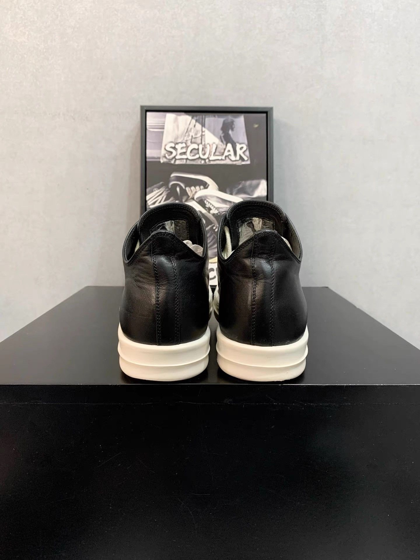Rick Owens Rick Owens Mainline Black White Leather Low Top Sneakers K34 Size US 6 / IT 36 - 7 Thumbnail