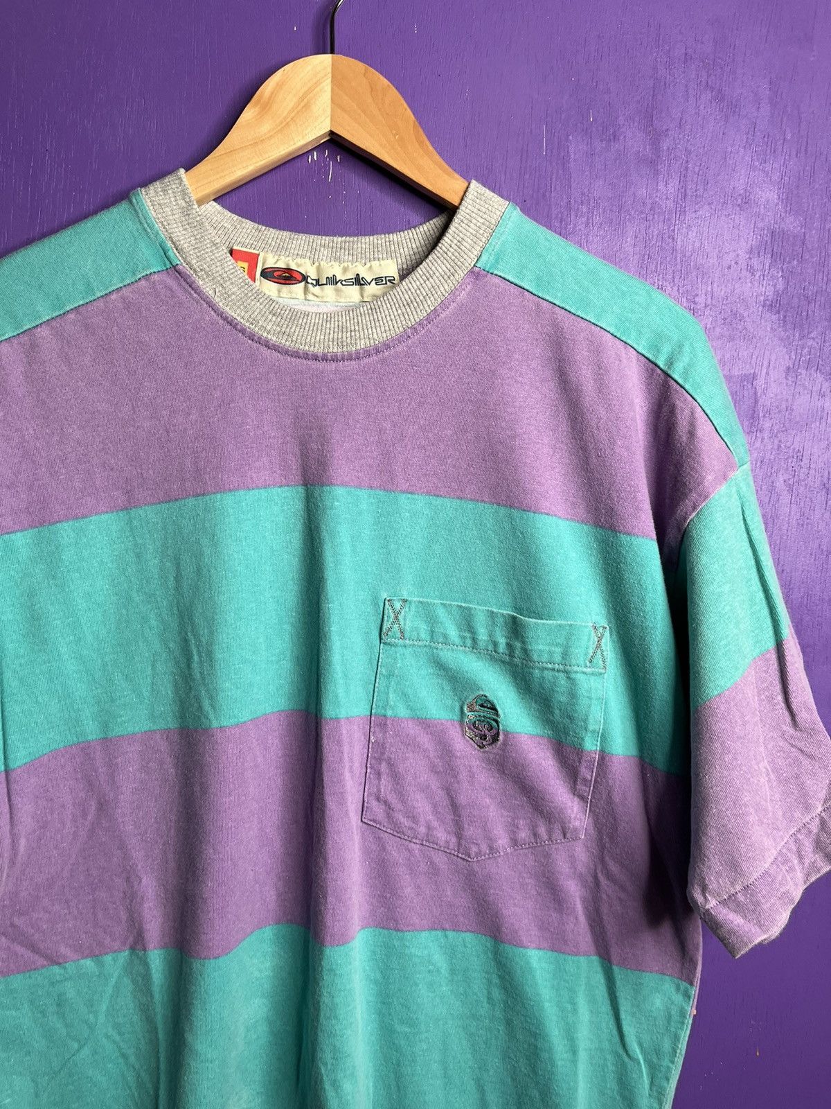 Vintage 90s Quicksilver striped logo pocket tee