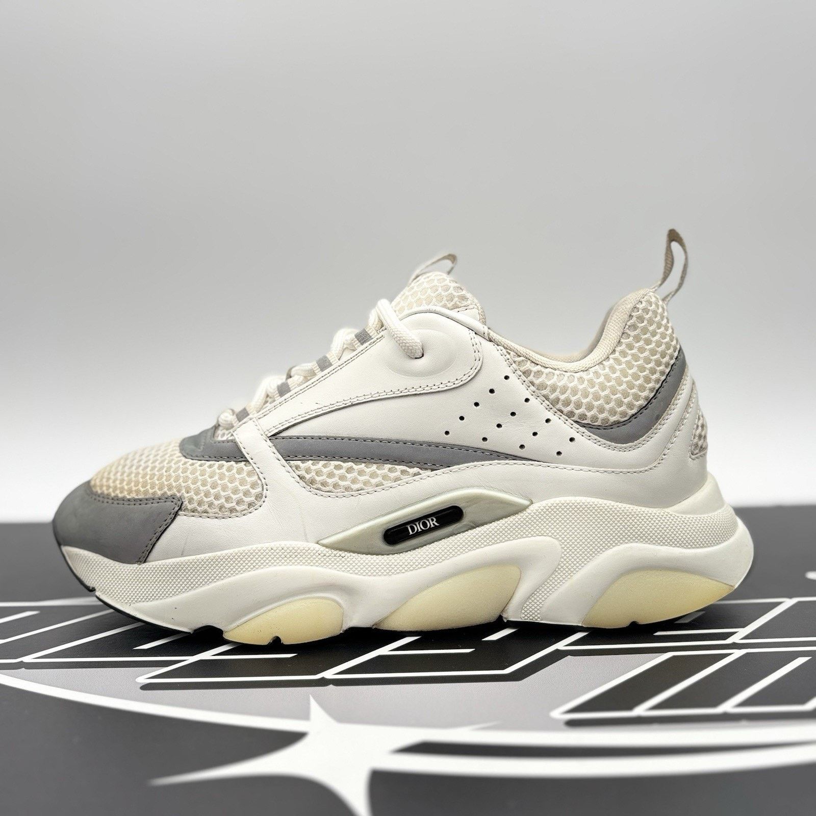 Dior Size 41 (8 US) - Dior B22 Sneaker ' White Reflective ' Size US 8 / EU 41 - 11 Thumbnail