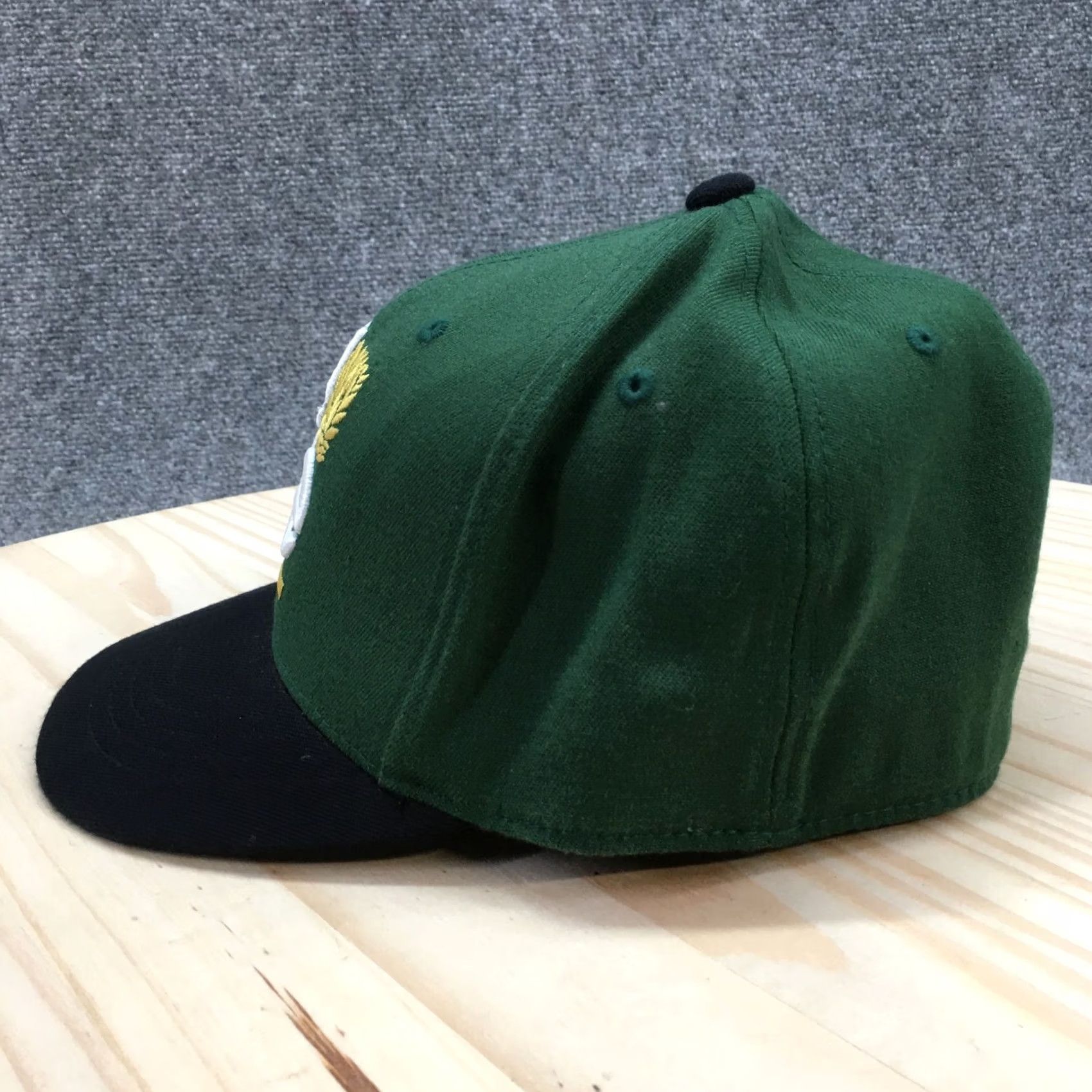 Vintage Flexfit DaKine Fitted Flat Brim Cap Hat Mens 6 7/8 Green Embroidered 210 Fitted Breathable Light-weight Baseball Cap Mens Winter Spring Summer Fall Size ONE SIZE - 4 Thumbnail
