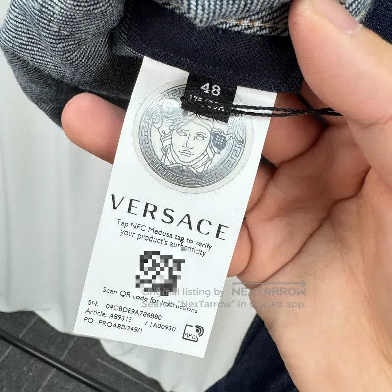 Versace Versace Medusa gold-buttoned denim shirt jacket Size US M / EU 48-50 / 2 - 6 Thumbnail
