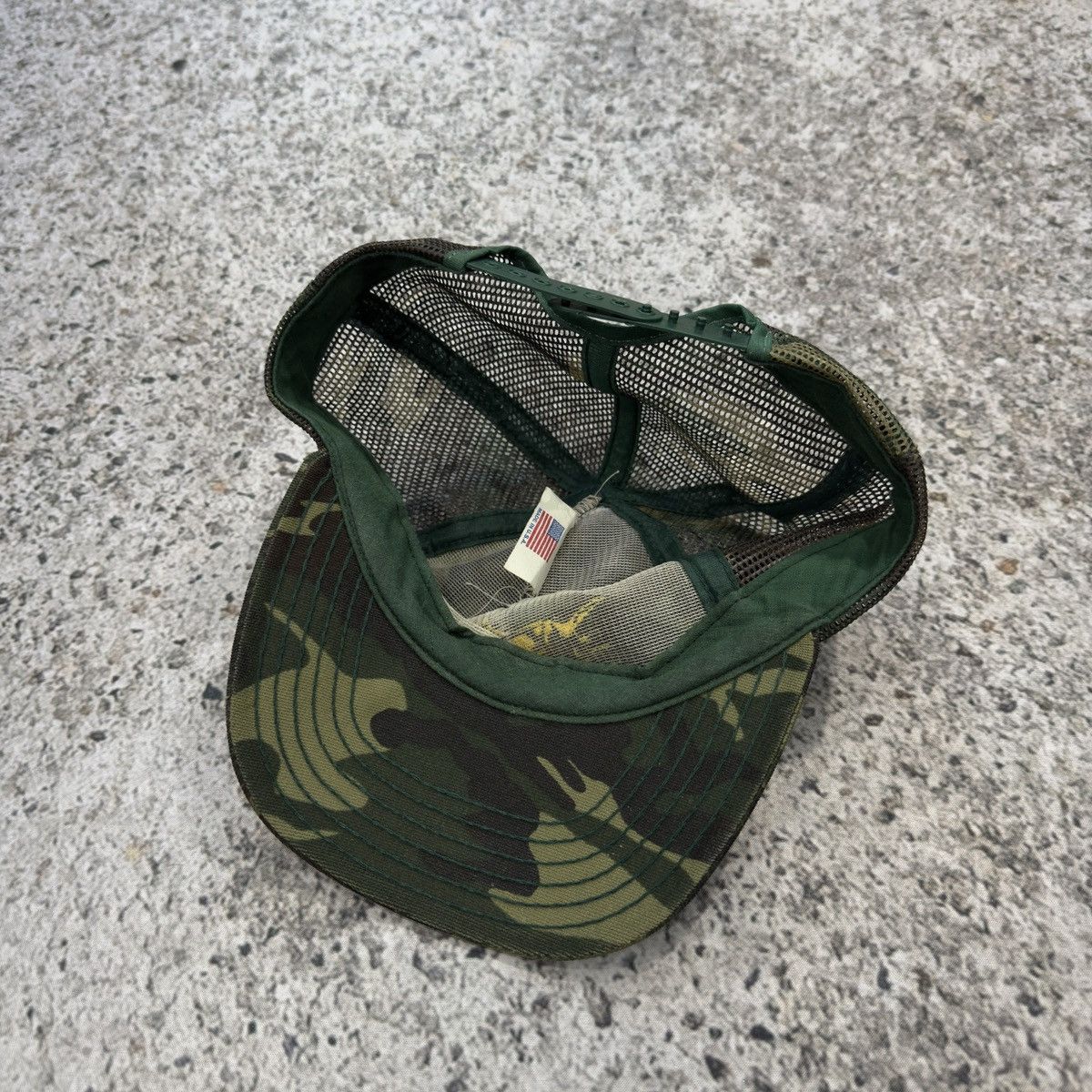 Vintage Vintage Camo Duck Hunt Trucker Hat Size ONE SIZE - 3 Thumbnail