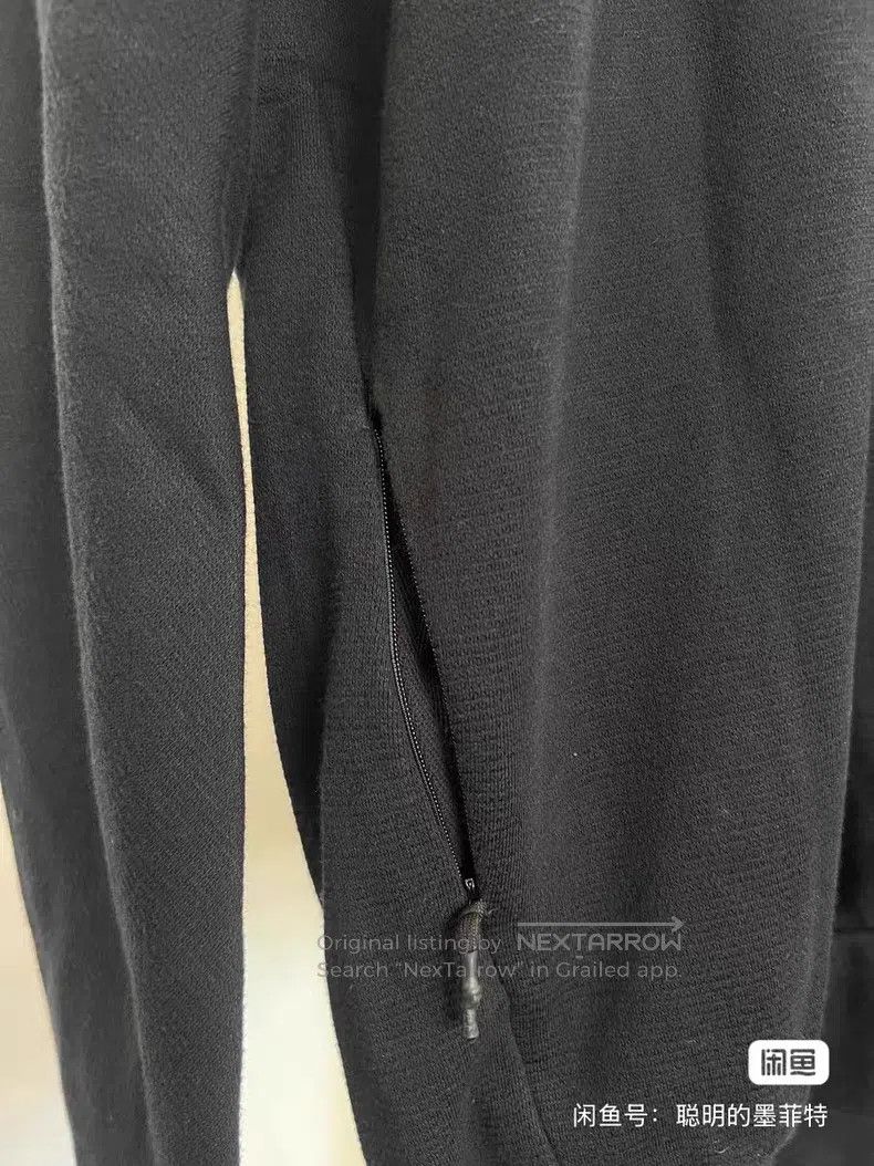 Boris Bidjan Saberi Boris Bidjan Saberi Cotton Crescent Long Sleeve Sweater Size US XS / EU 42 / 0 - 6 Thumbnail