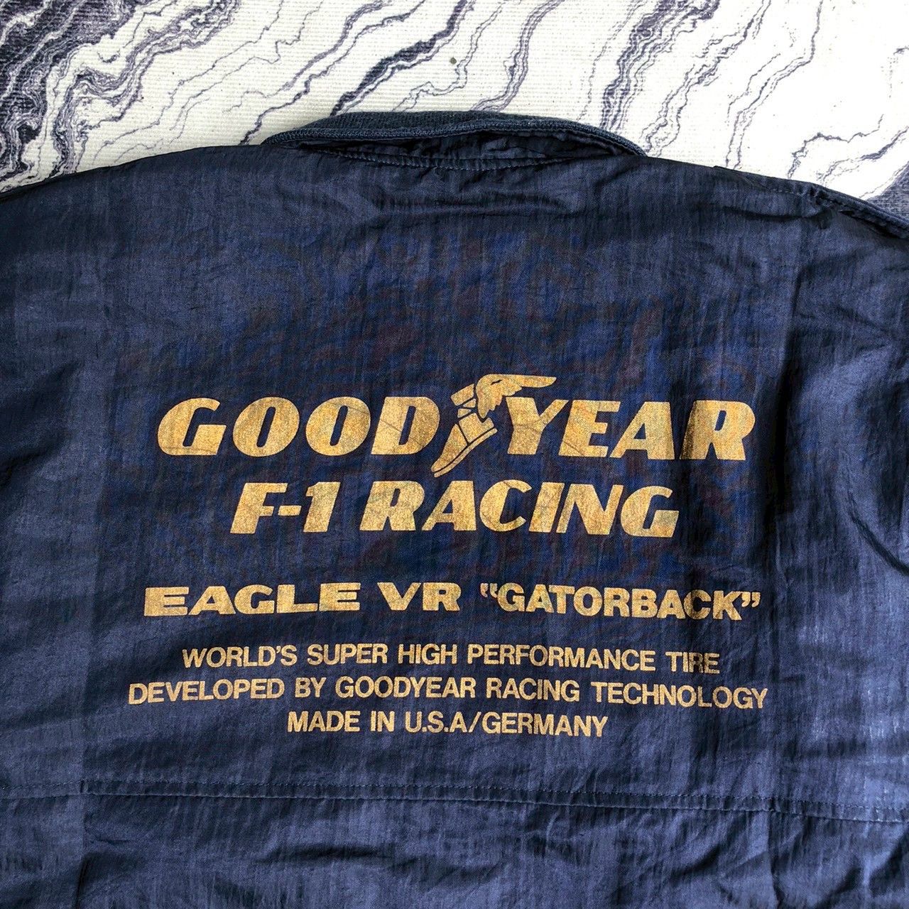 Vintage RARE Vintage 90s Goodyear F1 Racing Patch Quilted Jacket Size US M / EU 48-50 / 2 - 6 Thumbnail