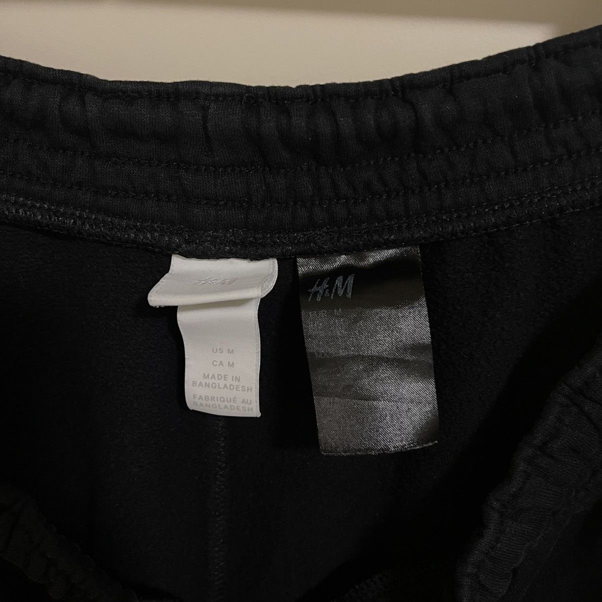 H&M H&M Men’s Black Sweatpants Size M Medium Joggers Drawstring Size US 30 / EU 46 - 2 Thumbnail