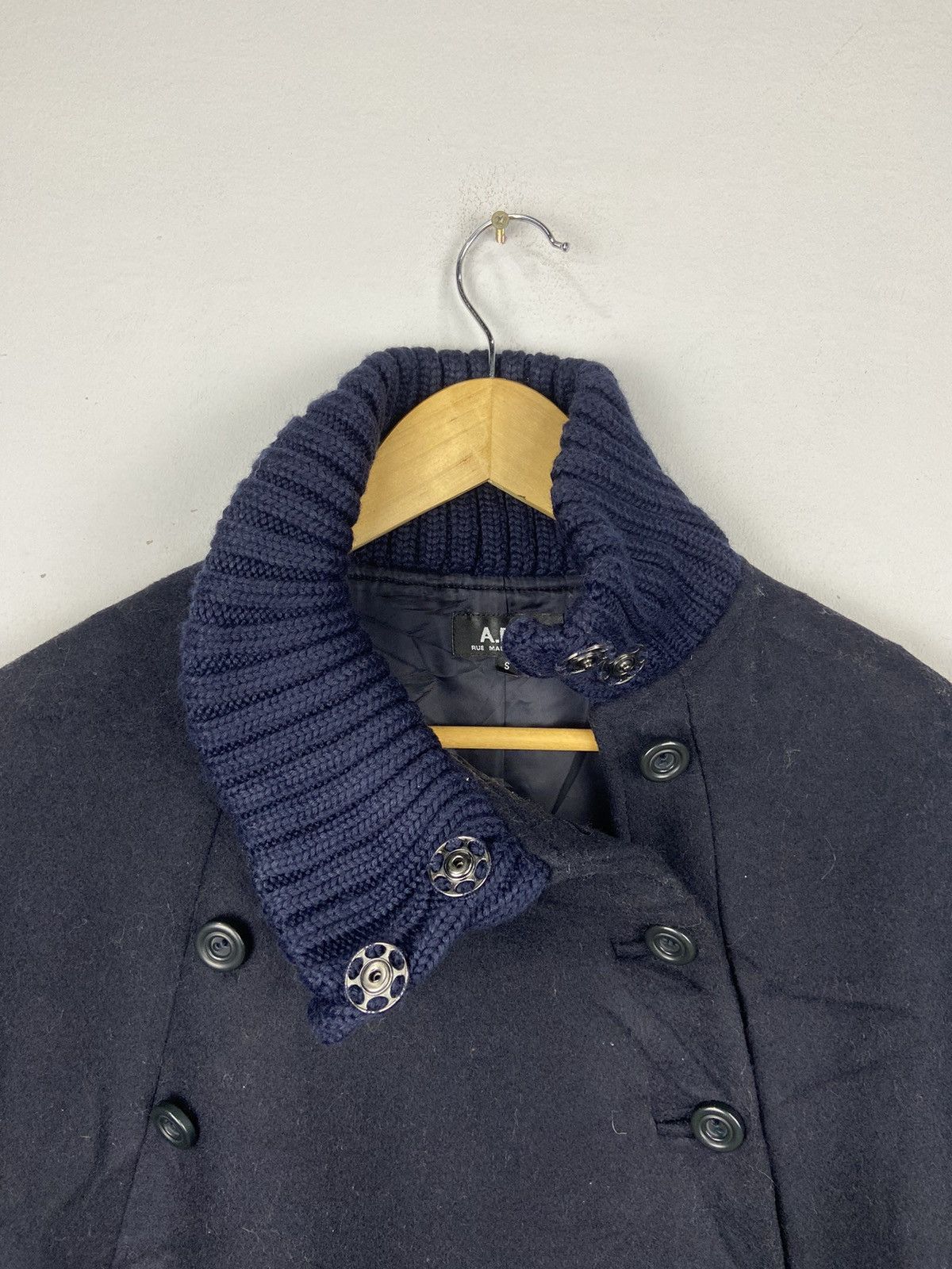 A.P.C. Navy Cape Size S / US 4 / IT 40 - 6 Thumbnail