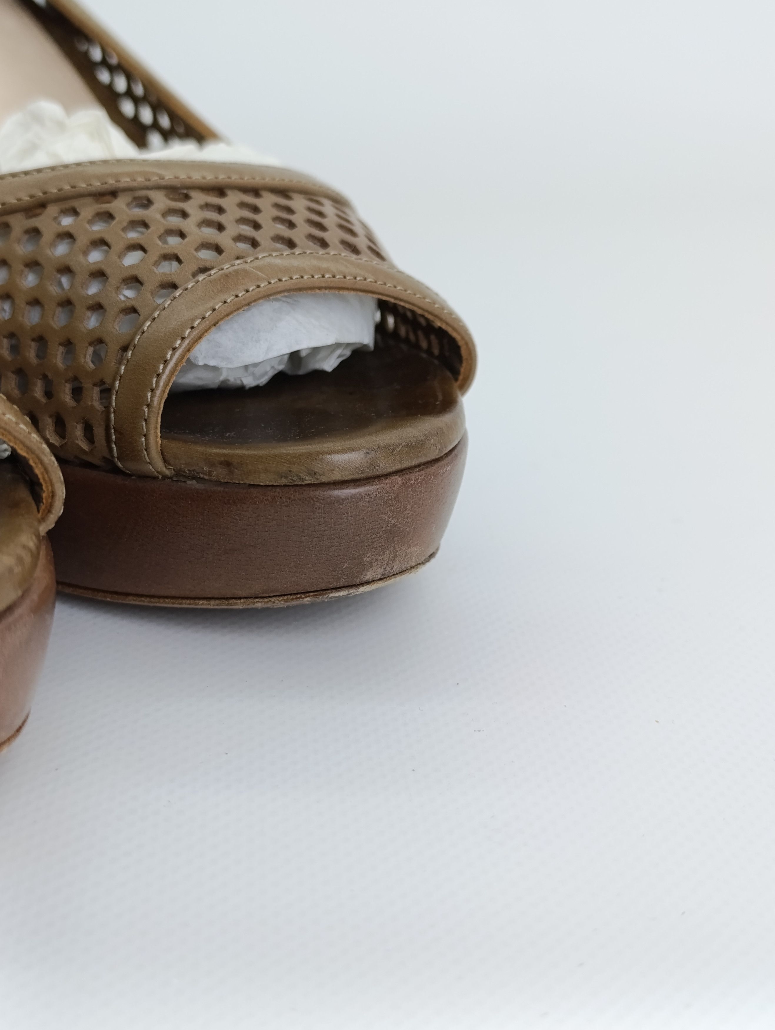 Prada PRADA TORTILLA LEATHER LASER CUT SLINGBACK SANDALS Size US 10.5 / IT 40.5 - 15 Thumbnail