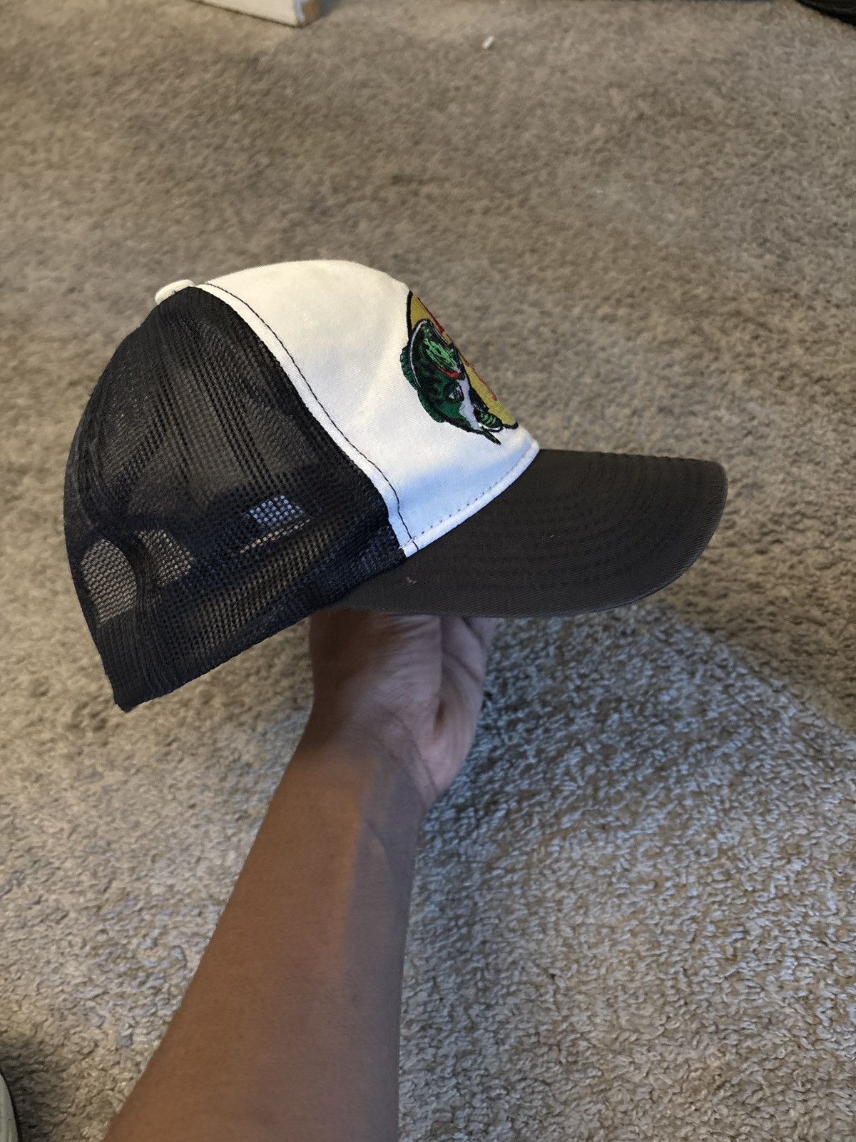 Bass Pro Shops Black/White Bass Pro hat Size ONE SIZE - 1 Thumbnail