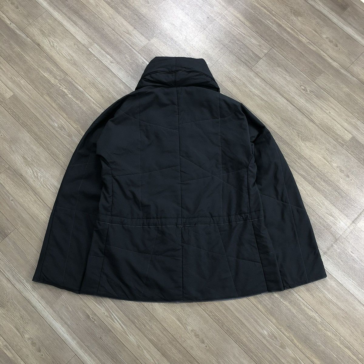 Issey Miyake Vintage Pleats Please Issey Miyake Quilted Polyester Jacket Size US L / EU 52-54 / 3 - 22 Thumbnail