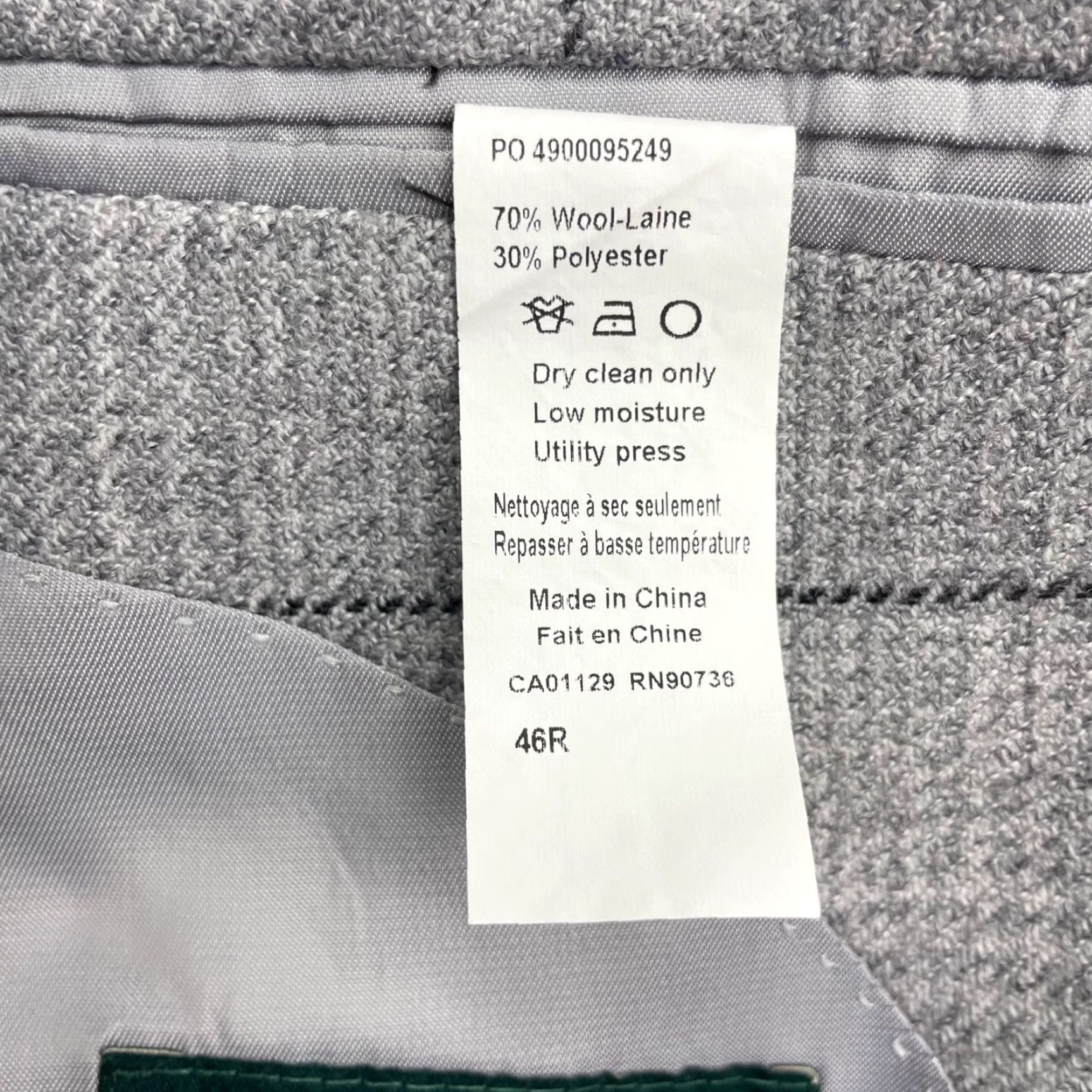 Ralph Lauren VINTAGE? No. Ralph Lauren LRL Men's Blazer Gray Plaid Two Button Wool Polyester 46R Regular Notch Lapel Jacket Size 46R - 6 Thumbnail