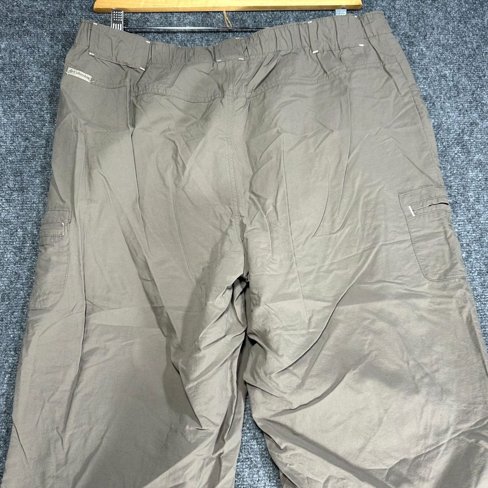 Vintage Columbia Pants Womens XL Brown Nylon Hiking Cargo Crop Zip Pocket Pants Size 40" / US 18 - 8 Thumbnail