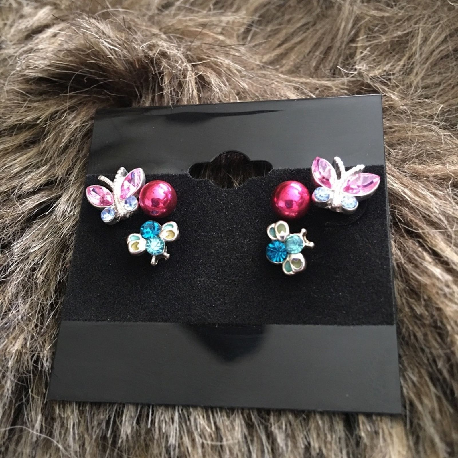 Jewelry Set of three earrings butterfly bee and pink pearl Size ONE SIZE - 2 Thumbnail