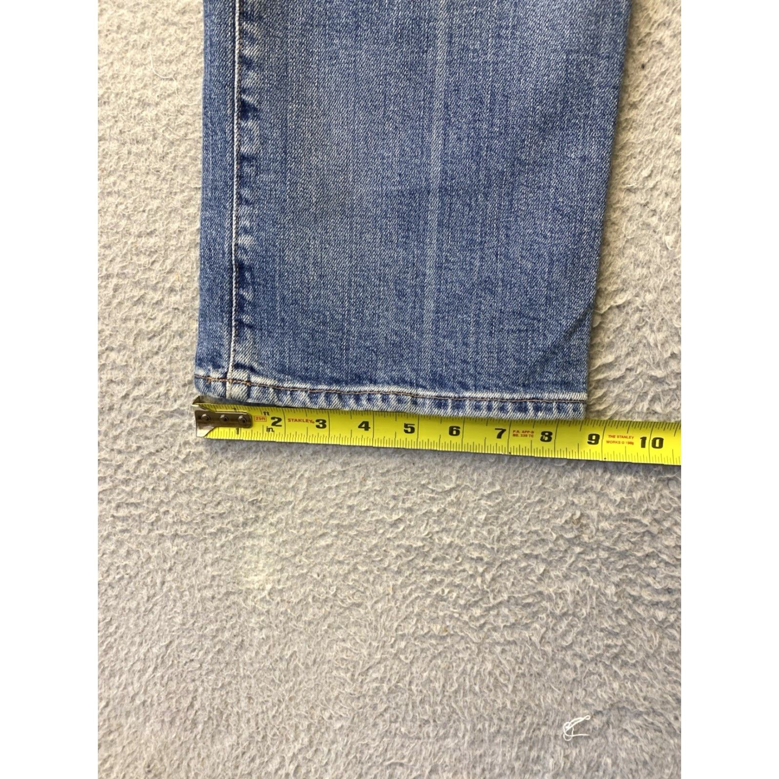 Lucky Brand LUCKY BRAND Jeans Women’s 6 30x28 Mid Rise Flare Blue 98% Cotton 2% Spandex Regular Moments? Size 28" / US 6 / IT 42 - 7 Thumbnail
