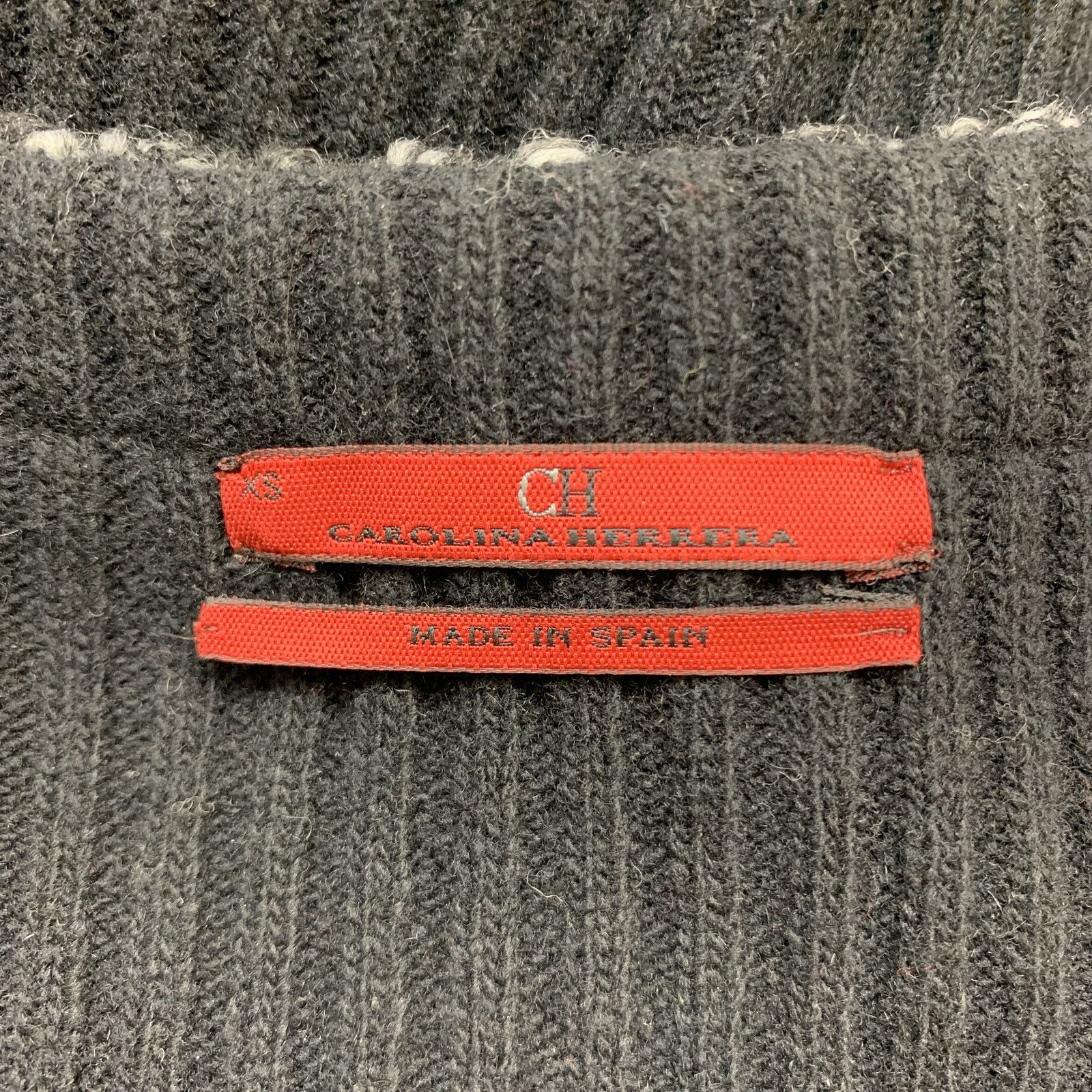 Carolina Herrera CAROLINA HERRERA Size 6 Black Wool Blend Gray Trim Pullover Size M / US 6-8 / IT 42-44 - 6 Thumbnail