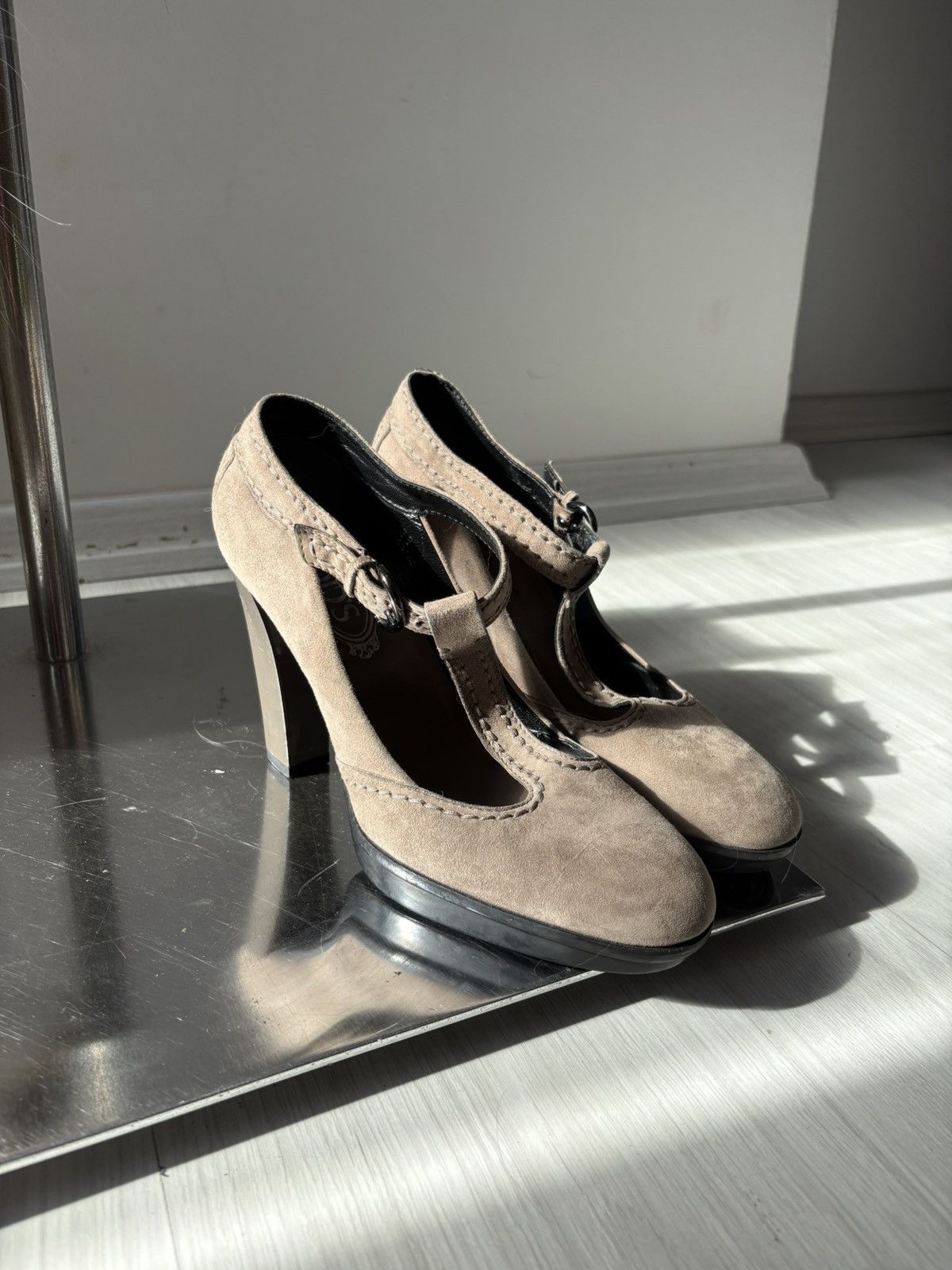 Tod's Tod’s heels Size US 7.5 / IT 37.5 - 22 Thumbnail