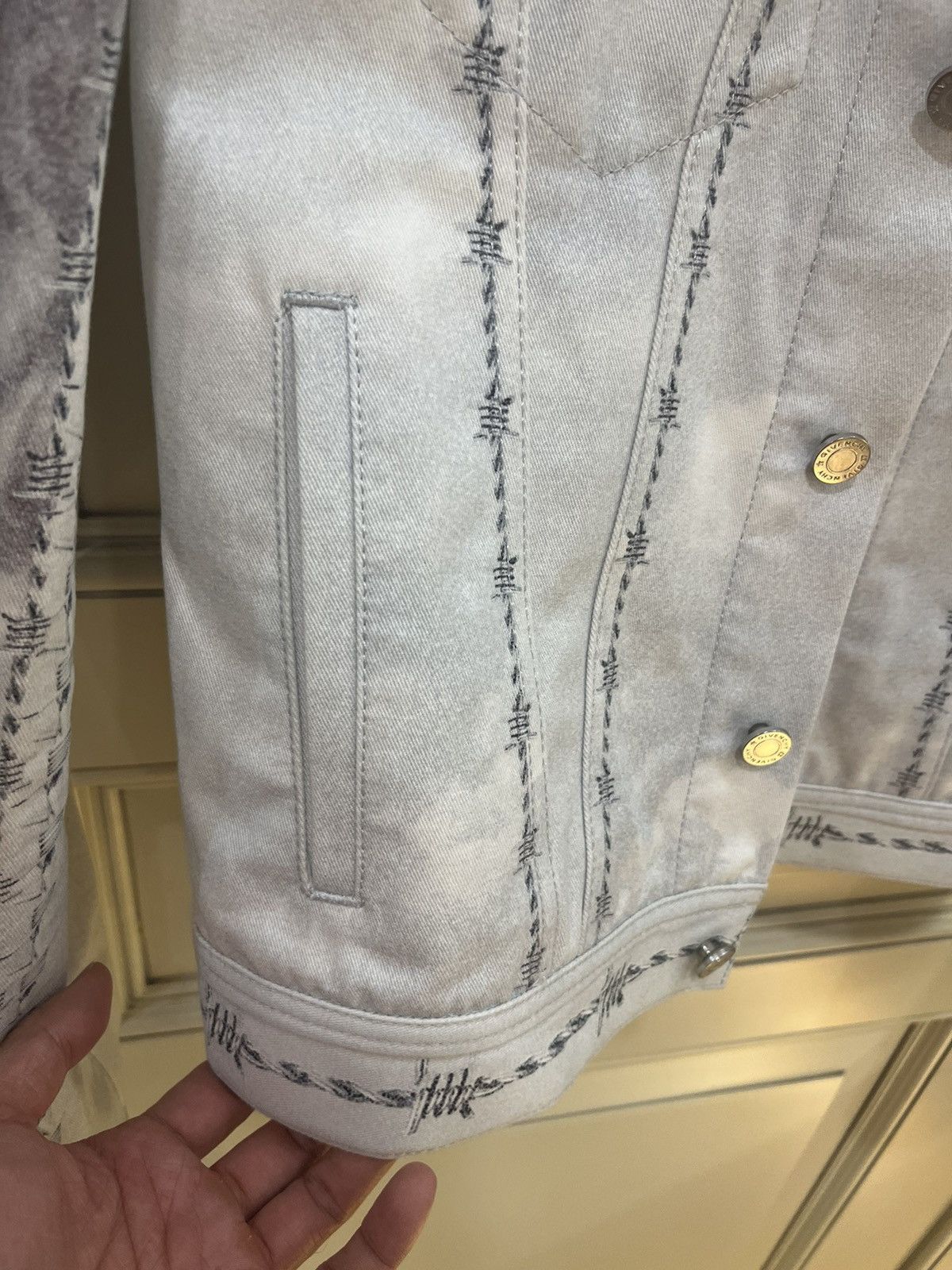 Givenchy Jesus Christ print denim jacket size S Size US S / EU 44-46 / 1 - 6 Thumbnail