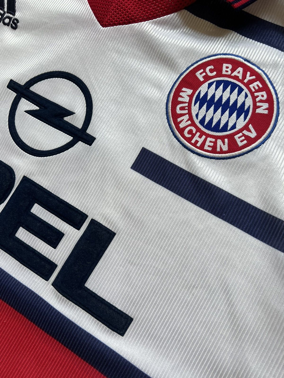 Adidas ADIDAS BAYERN MUNCHEN 98 FOOTBALL SOCCER Jersey MATTHAUS 10 Size US XL / EU 56 / 4 - 7 Thumbnail