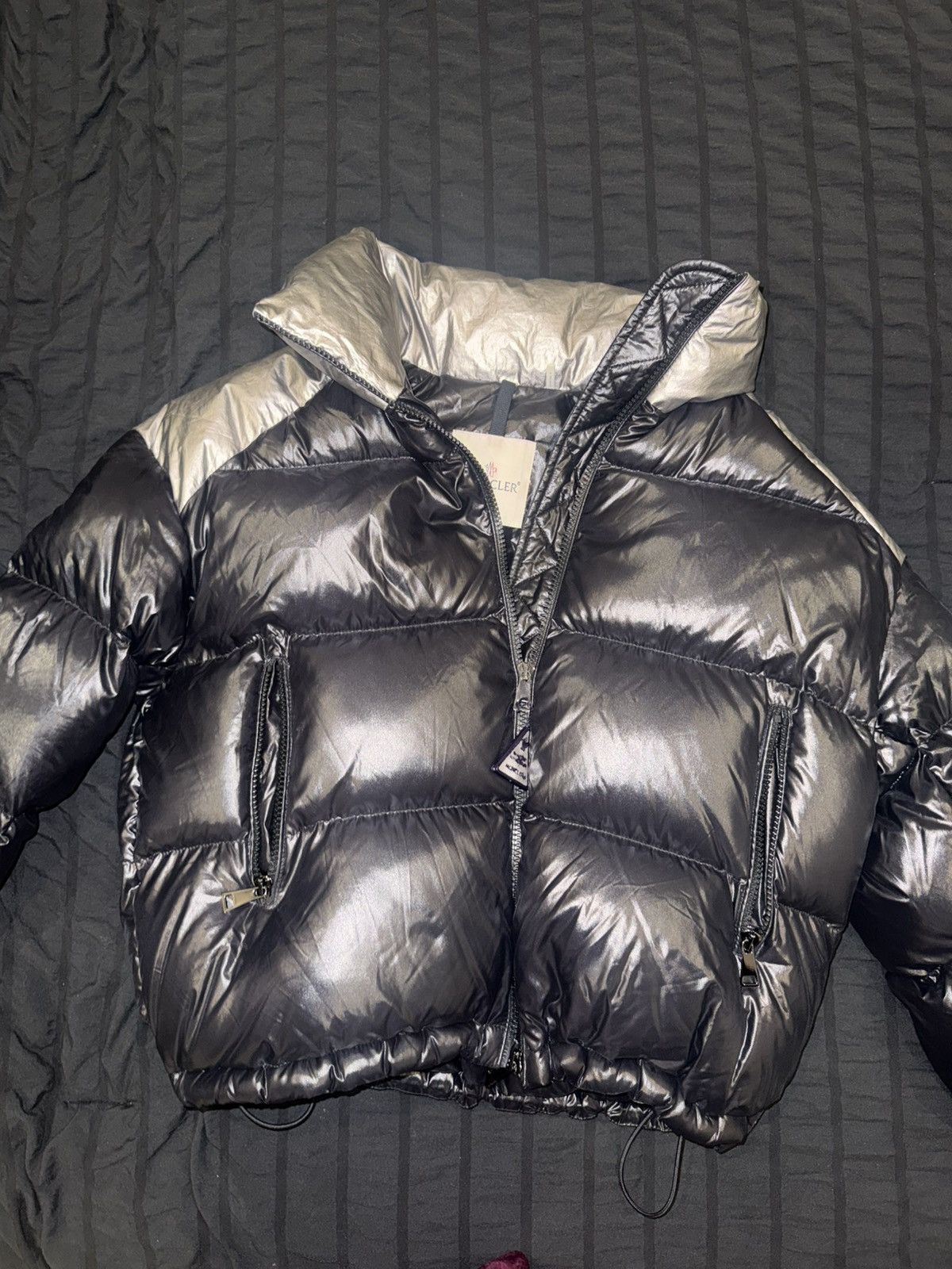 Moncler Moncler Metallic Puffer Jacket Silver/Black Size US S / EU 44-46 / 1 - 1 Thumbnail