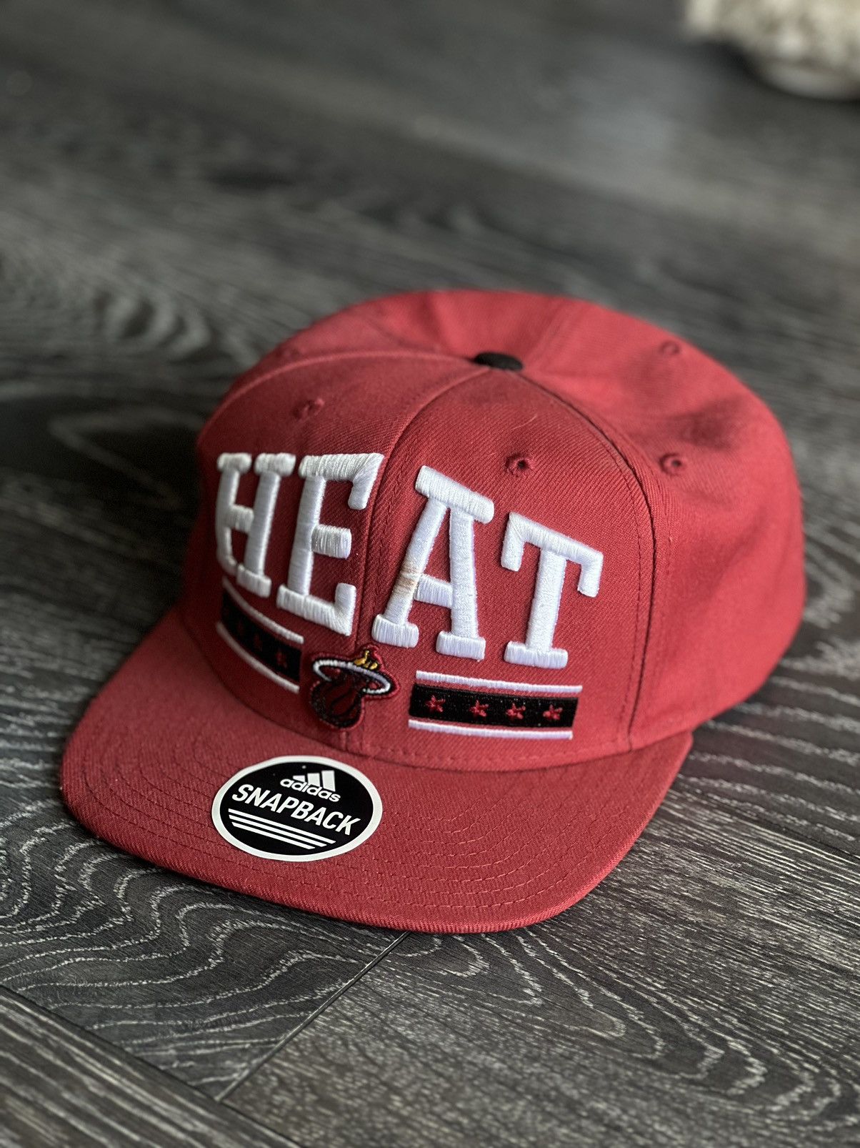 Adidas × NBA × Vintage Vintage Miami Heat SnapBack hat Y2K VTG Size ONE SIZE - 1 Thumbnail