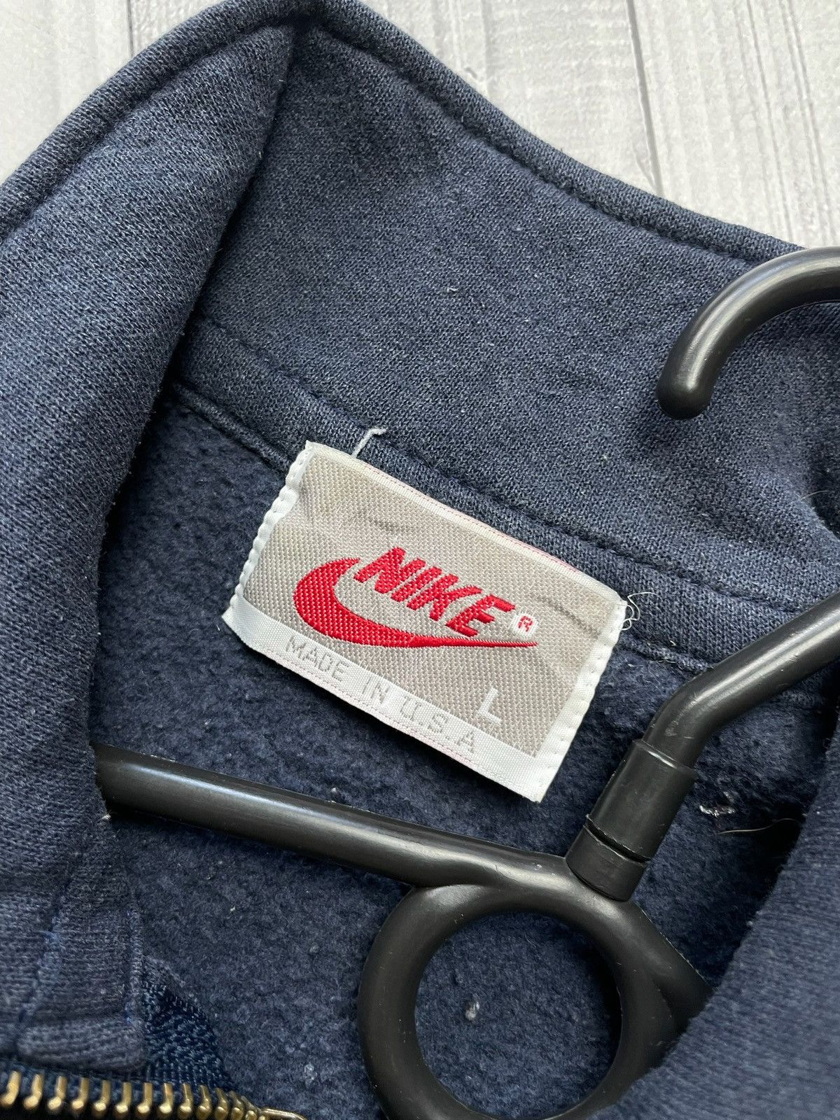 Nike × Vintage Vintage Nike zip 1/3 sweatshirt size L logo Size US L / EU 52-54 / 3 - 3 Thumbnail