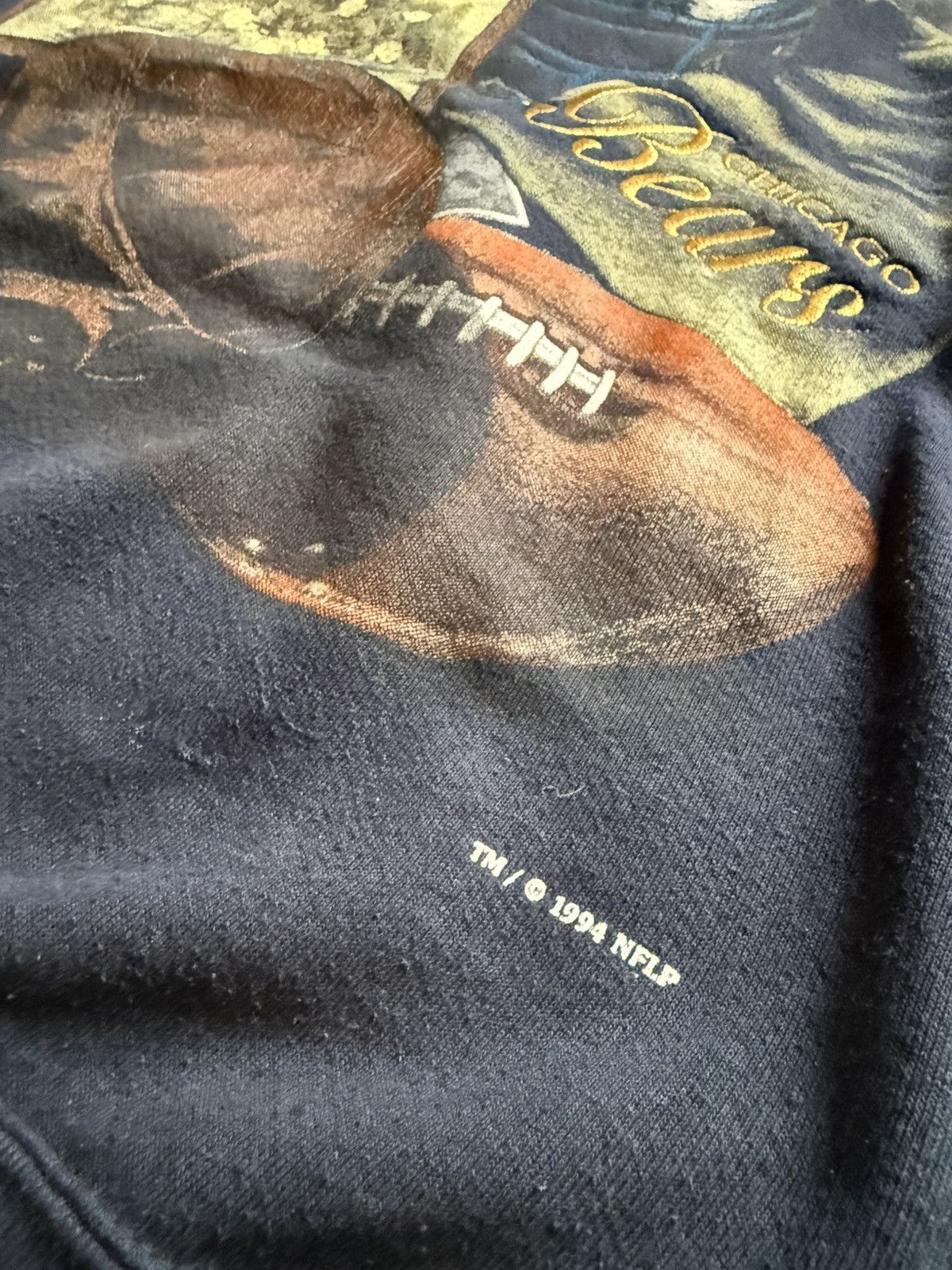 Nutmeg Vintage 1994 NutMeg Chicago Bears Crewneck Size US L / EU 52-54 / 3 - 3 Thumbnail