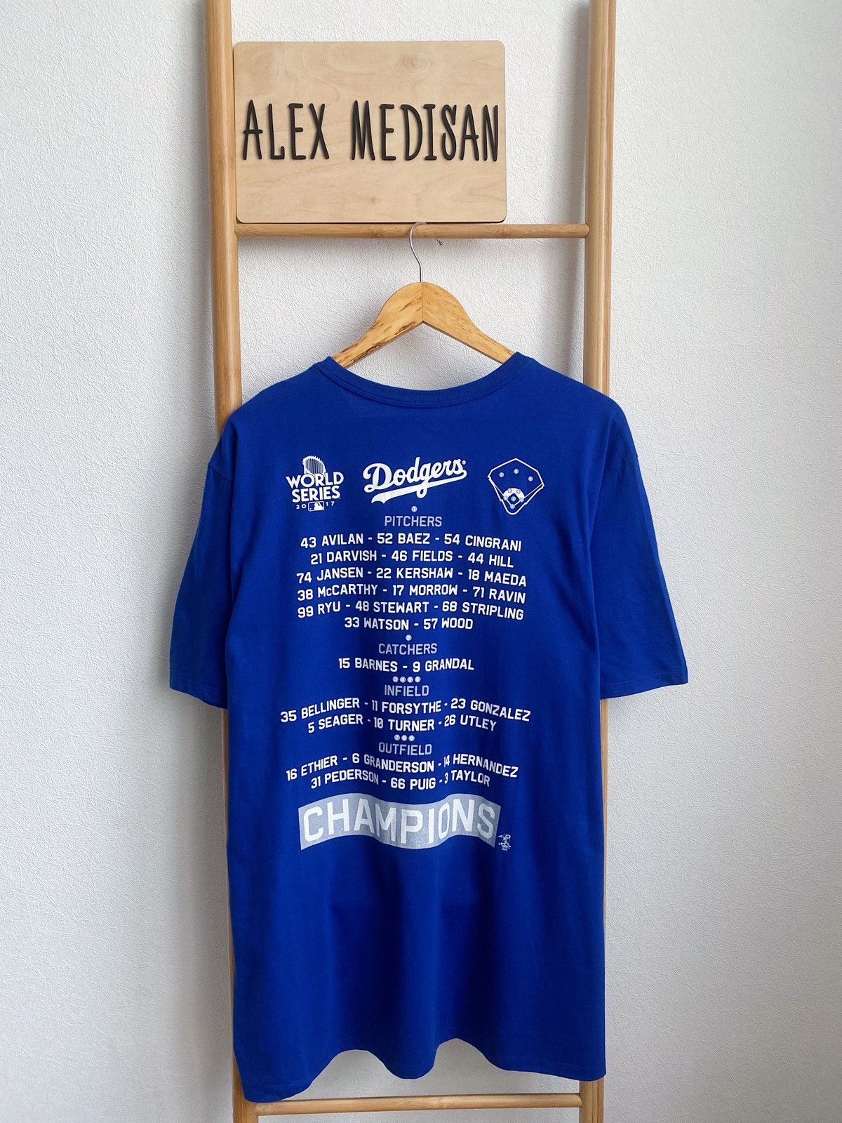 Vintage Nike Los Angeles Dodgers T-Shirt World Series 2017 Size US XXL / EU 58 / 5 - 6 Thumbnail