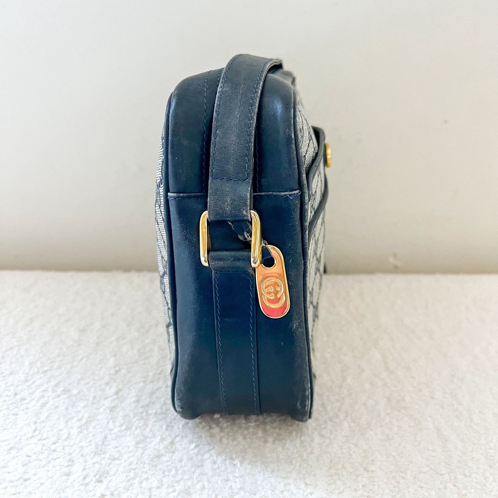 Gucci Authentic Vintage GUCCI Blue GG Shoulder Bag Size ONE SIZE - 6 Thumbnail