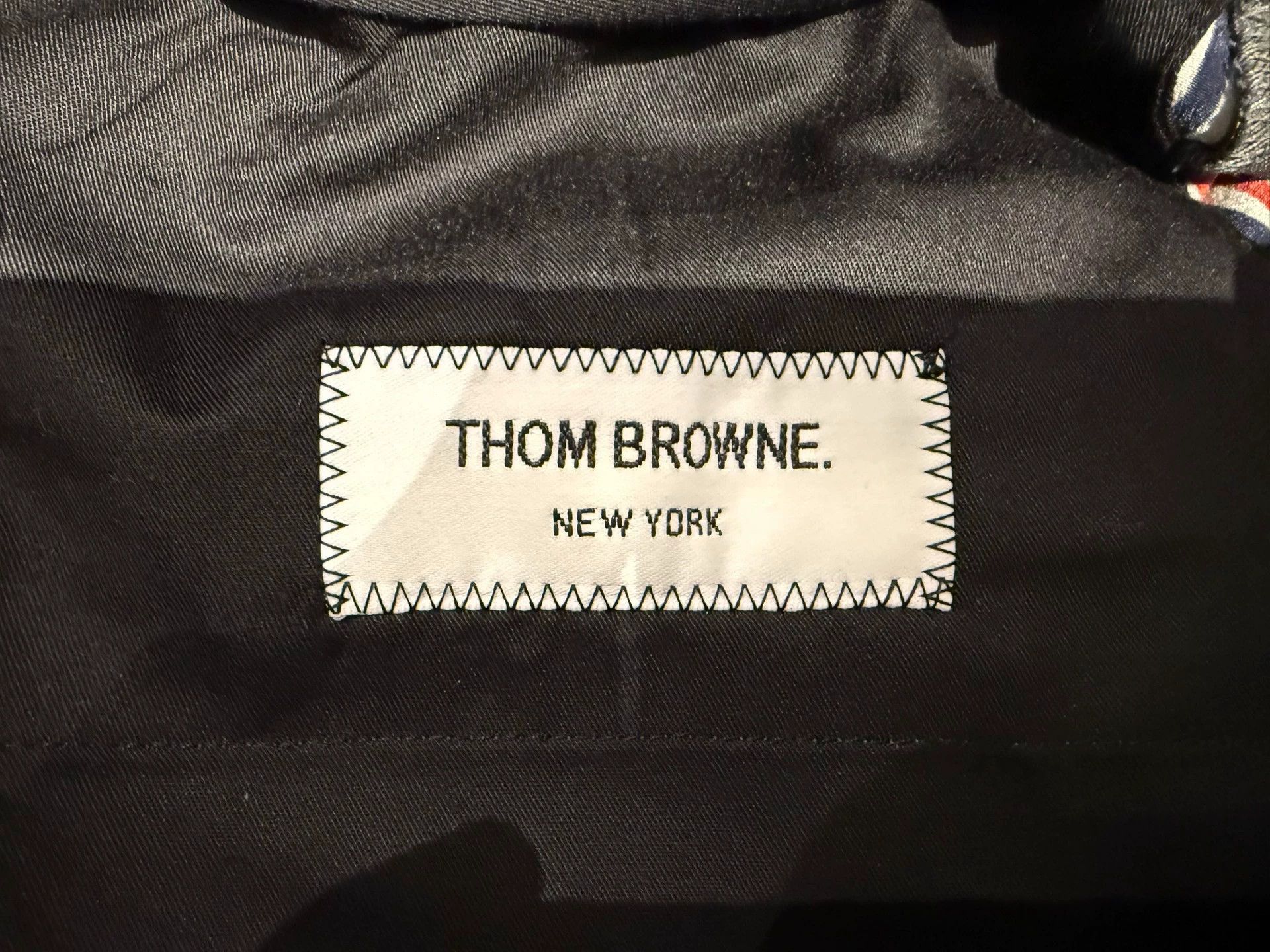 Thom Browne Thom Browne Women's Mid-Gray Wool Slim Trousers 42 (New) Size 28" / US 6 / IT 42 - 4 Thumbnail