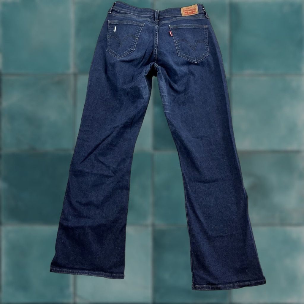 Levi's VINTAGE? No. Levi's 529 Curvy Boot Cut Jeans Dark Wash 31 x 31 Size 12M Women’s Denim 5-Pocket Size 34" / US 12 / IT 48 - 1 Thumbnail