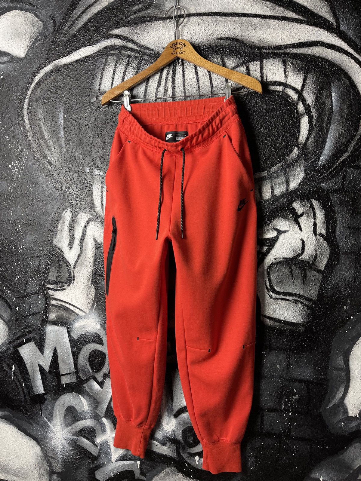 Nike Nike Tech Fleece Orange Jogger Pants Size Small Size US 30 / EU 46 - 1 Thumbnail