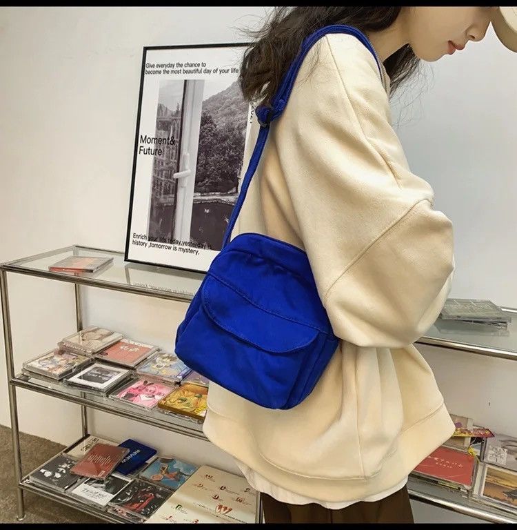 Japanese Brand Crossbody Bag Size ONE SIZE - 2 Thumbnail