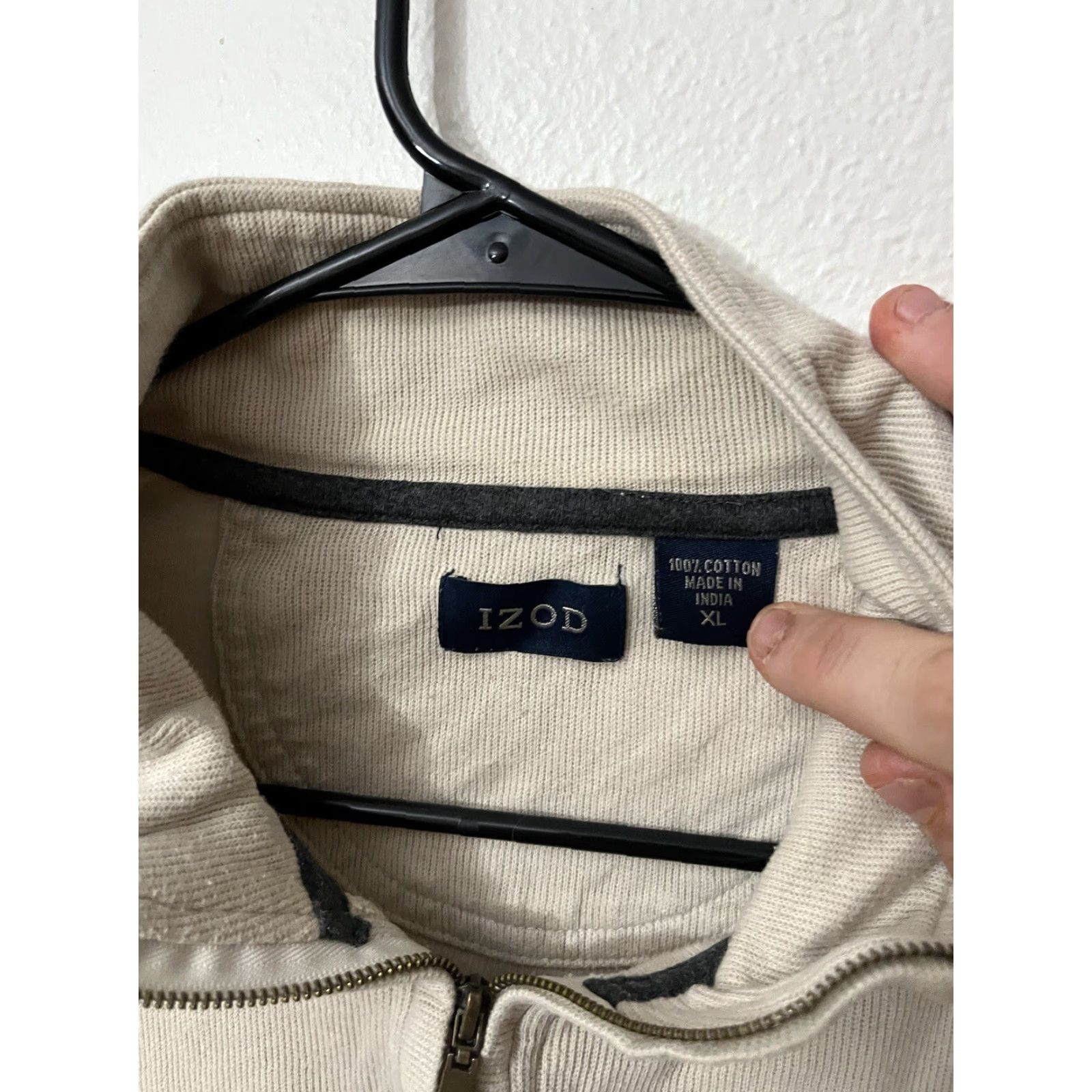 Izod Izod Solid 1/4 Zip Pullover Long Sleeve Beige XL Men Size US XL / EU 56 / 4 - 2 Thumbnail