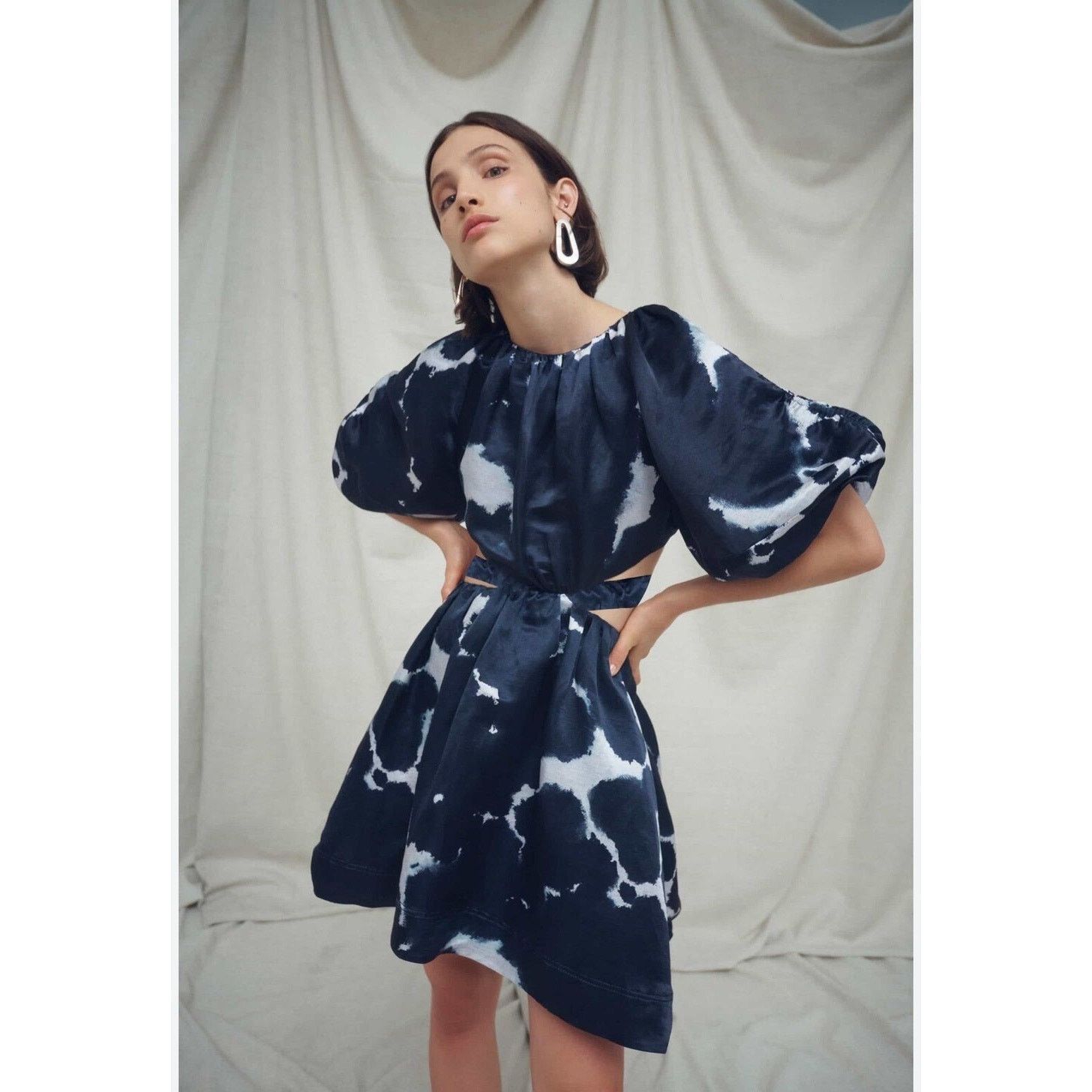 Aje AJE Oxidised Puff-sleeved Cutout Mini Dress navy size US 2 Size XS / US 0-2 / IT 36-38 - 12 Thumbnail