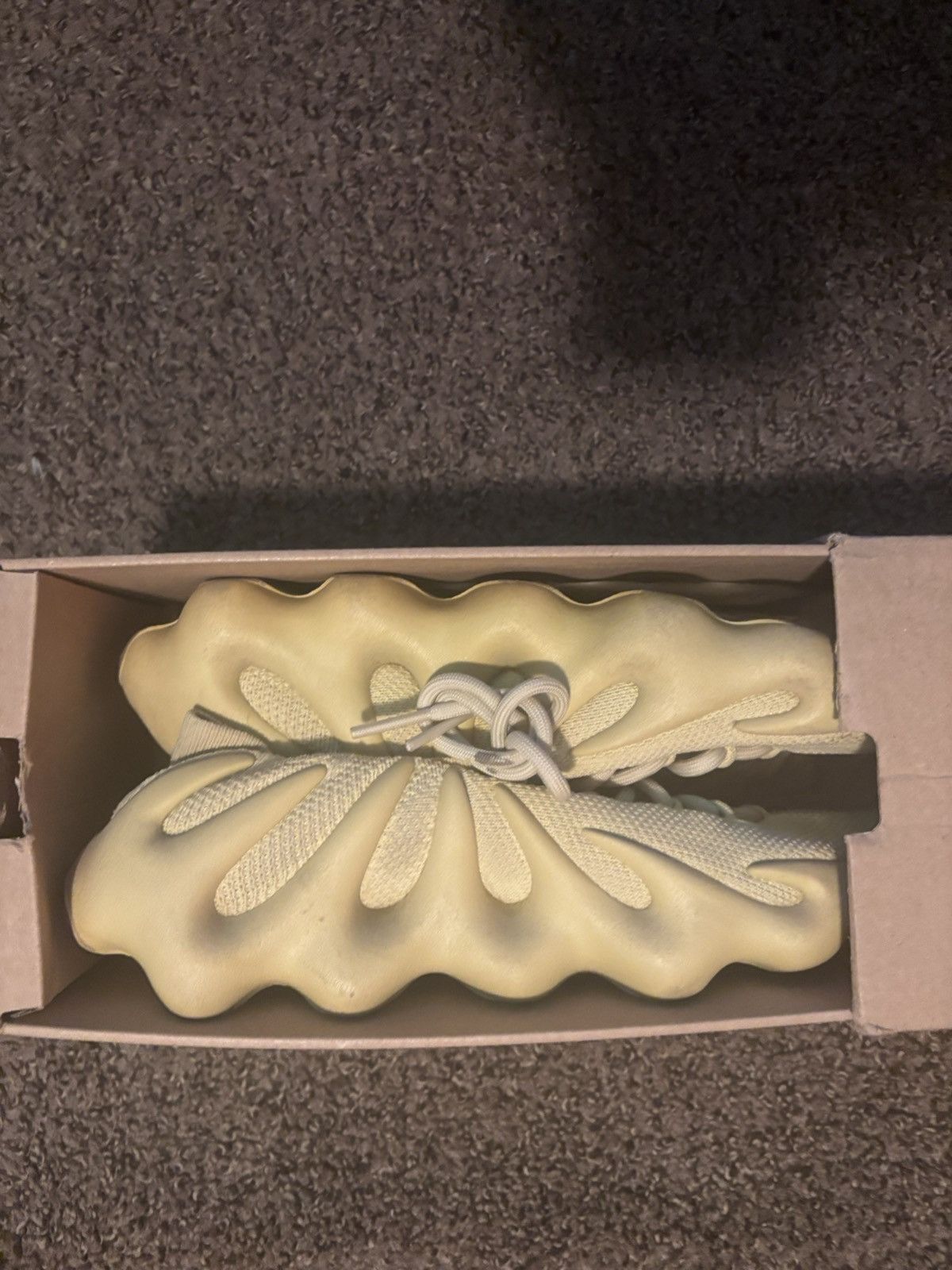 Yeezy Yeezy 450 sulfur Size US 9 / EU 42 - 3 Thumbnail