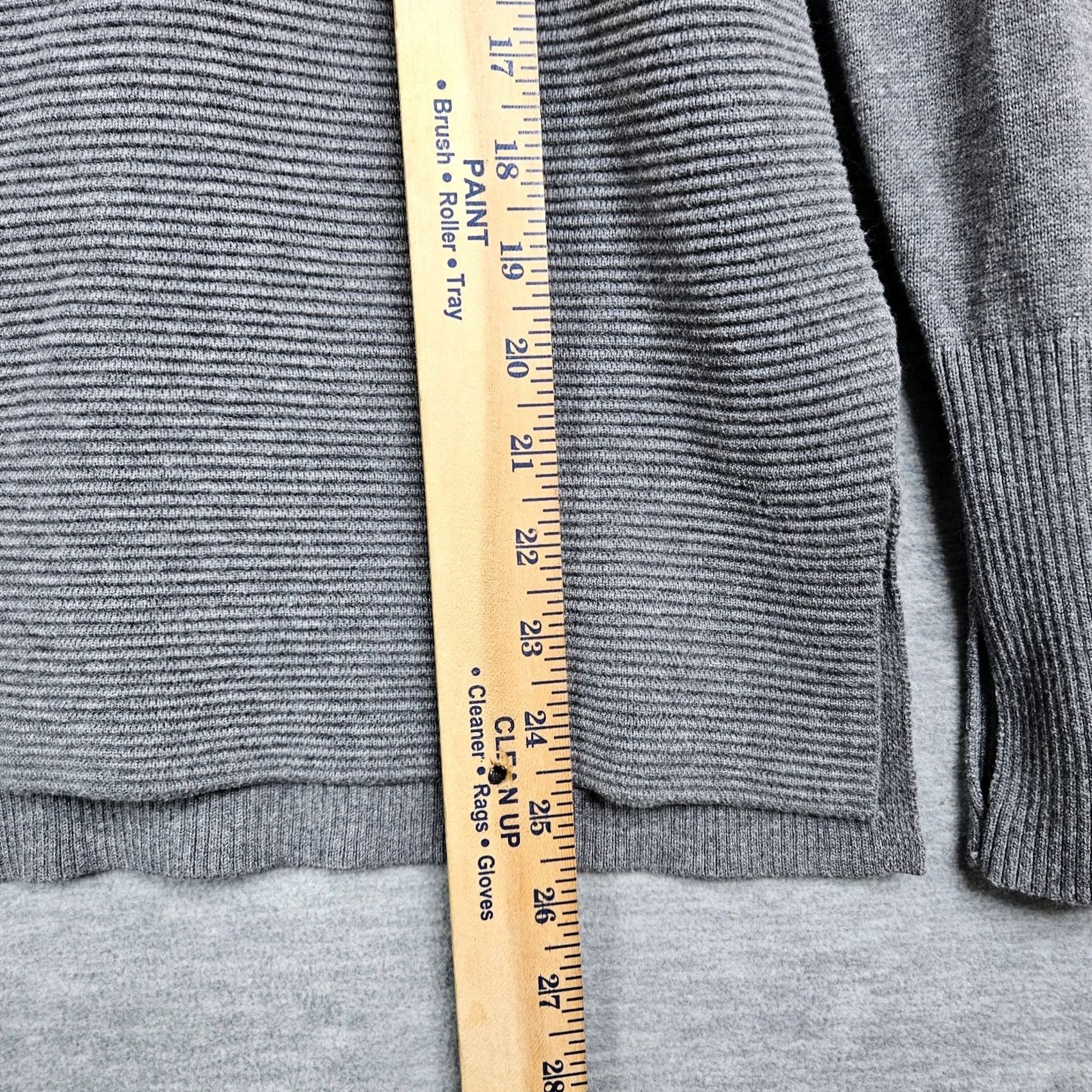 Athleta Athleta Women’s Gray Long Sleeve Crew Neck Sweater Hoodie XS Shirt Regular Color Gray Womens Size XS / US 0-2 / IT 36-38 - 5 Thumbnail