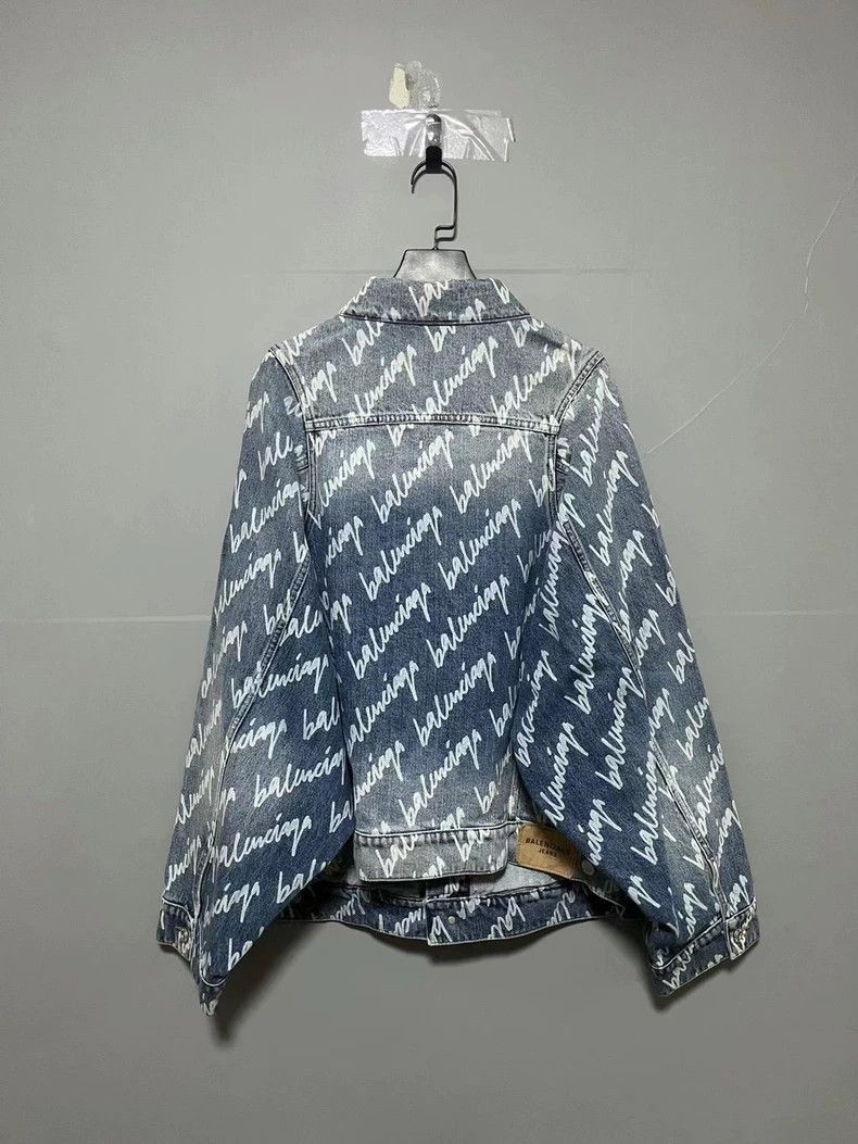 Balenciaga Balenciaga vintage bullet screen printed logo denim jacket- Size US XS / EU 42 / 0 - 2 Thumbnail