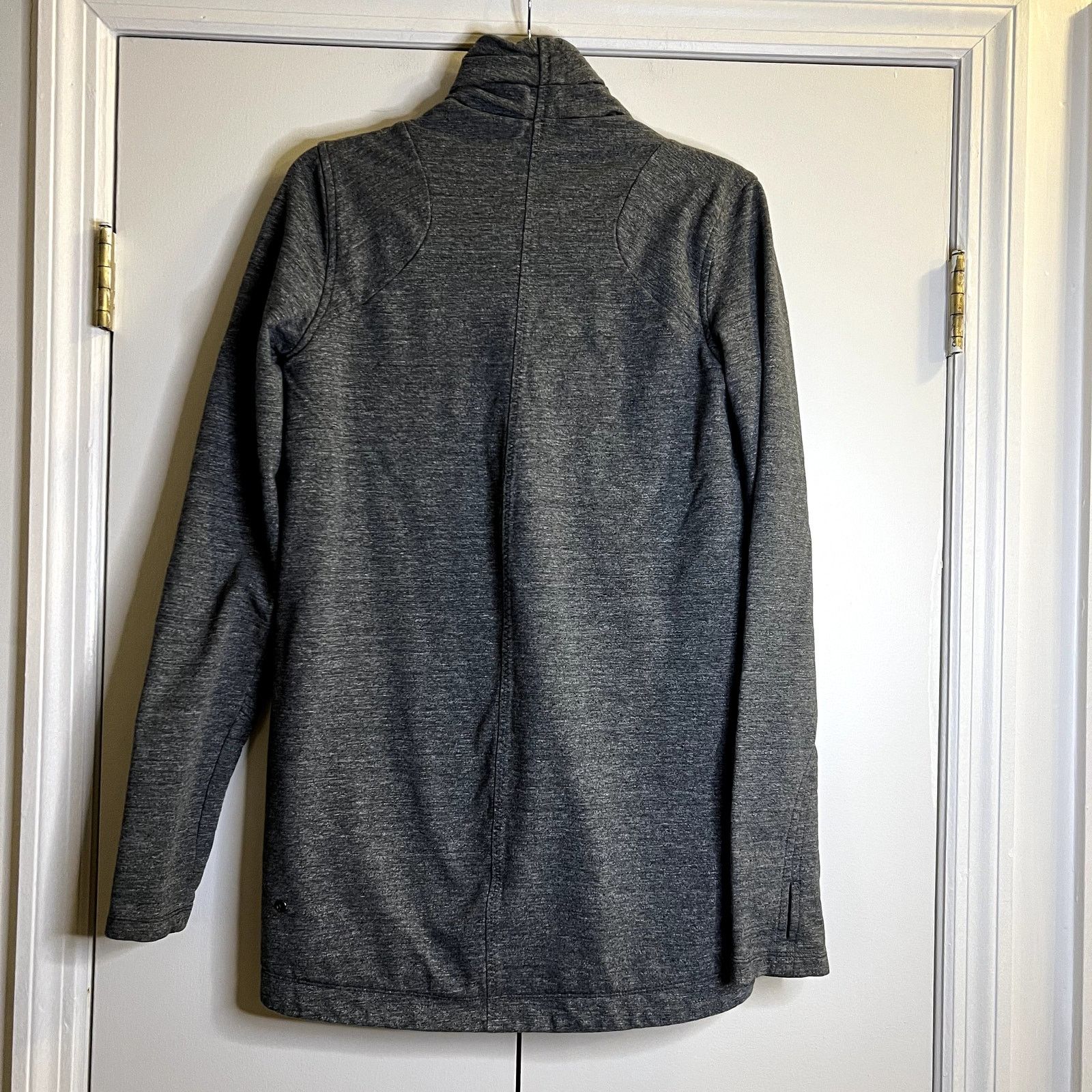 Lululemon Lululemon That’s A Wrap Jacket Top Grey Size 6 Size M / US 6-8 / IT 42-44 - 5 Thumbnail