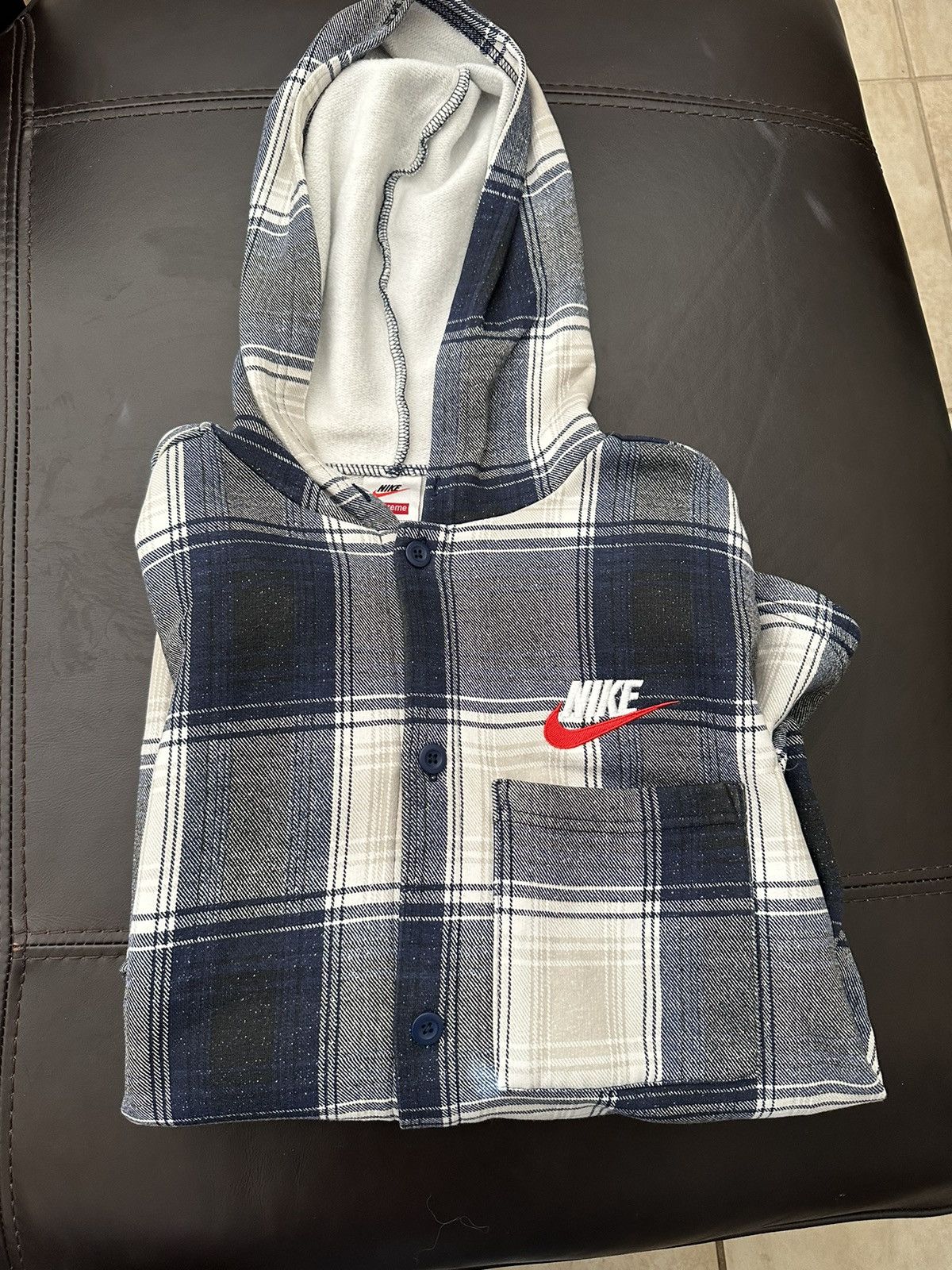 Supreme nike plaid discount hooded sweatshirt navy