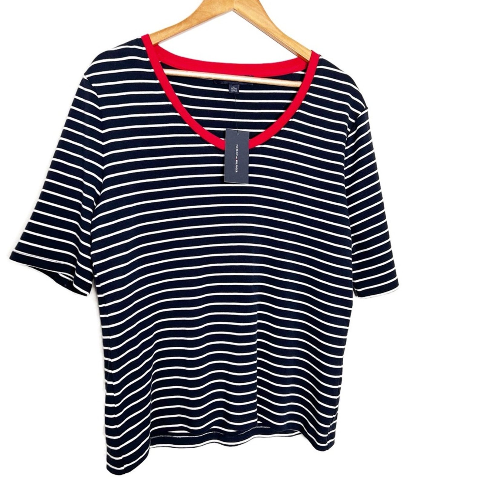 Tommy Hilfiger New with Tag Women's Tommy Hilfiger Navy Striped T-Shirt Size XL / US 12-14 / IT 48-50 - 3 Thumbnail