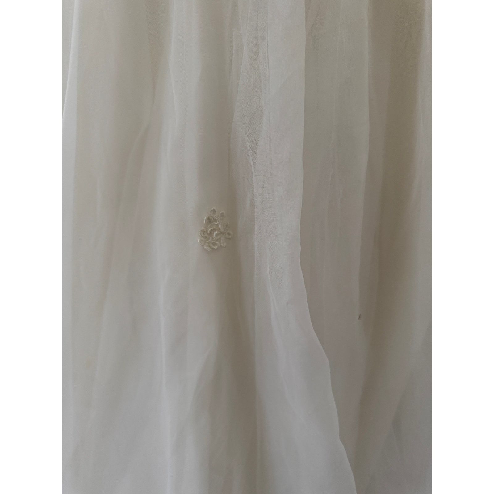 Luxe Vintage Eve of Milady Lace Stunning Wedding Dress with Hat Size S / US 4 / IT 40 - 25 Thumbnail