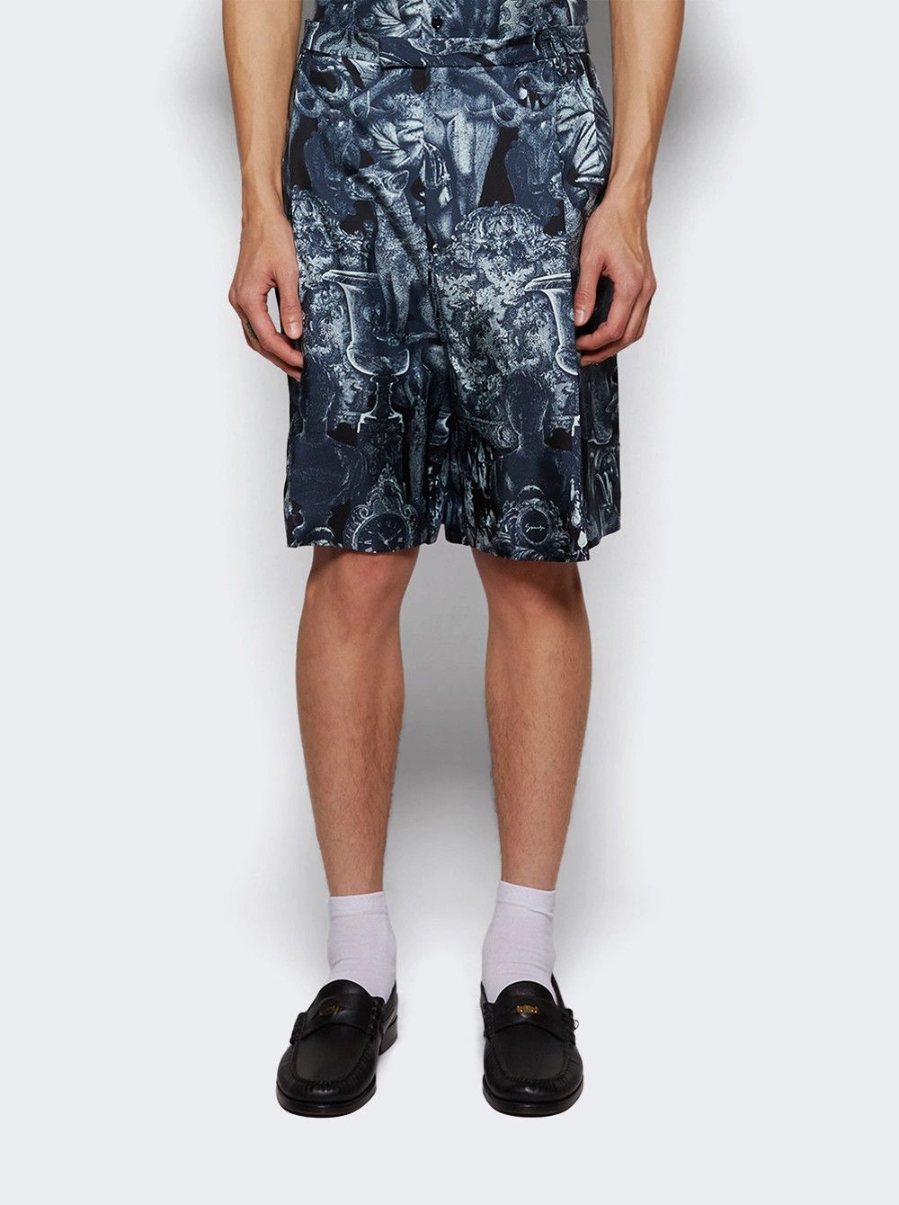 Givenchy o1mle0426 Bermuda Shorts in Blue Size US 34 / EU 50 - 2 Thumbnail