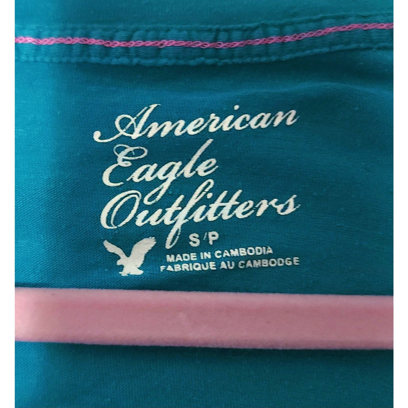 American Eagle Outfitters American Eagle Outfitters teal V-neck t shirt Small petite Size S / US 4 / IT 40 - 3 Thumbnail