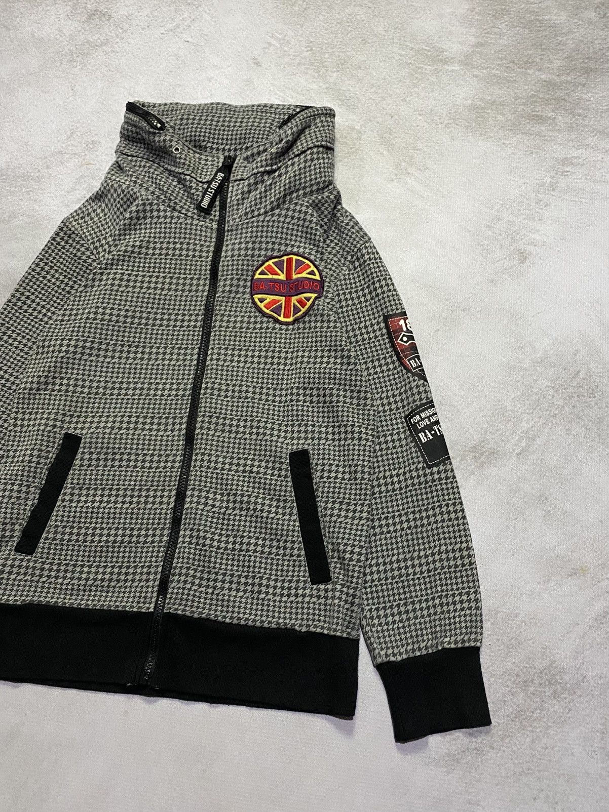 Japanese Brand Batsu Studio Bono Zip Hoodie Size US M / EU 48-50 / 2 - 3 Thumbnail