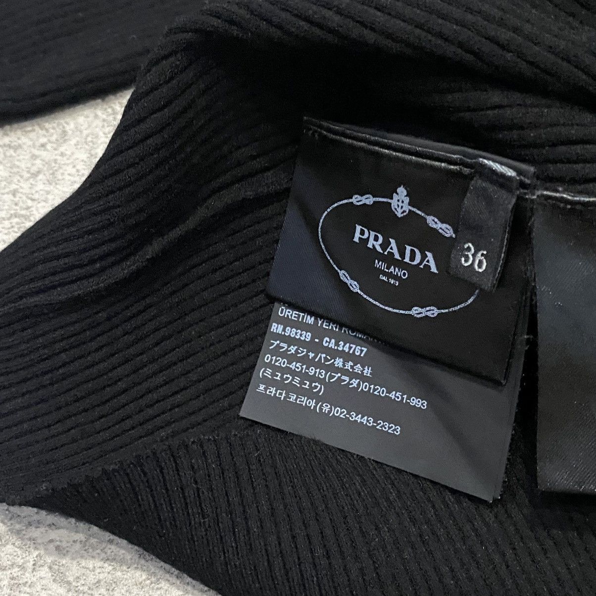 Prada Prada Black Knit Rib Sweater Size XS / US 0-2 / IT 36-38 - 2 Thumbnail