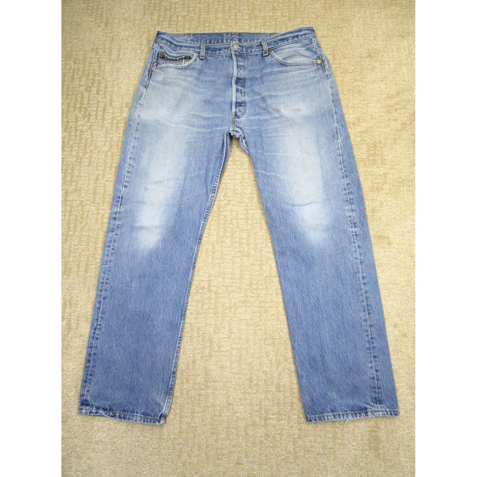 Levi's VINTAGE Levi's 501 Jeans Men 40x32 Blue Button Fly Pants 90s USA Light Wash Blue Jeans Men's 501 90s USA Size US 40 / EU 56 - 2 Thumbnail