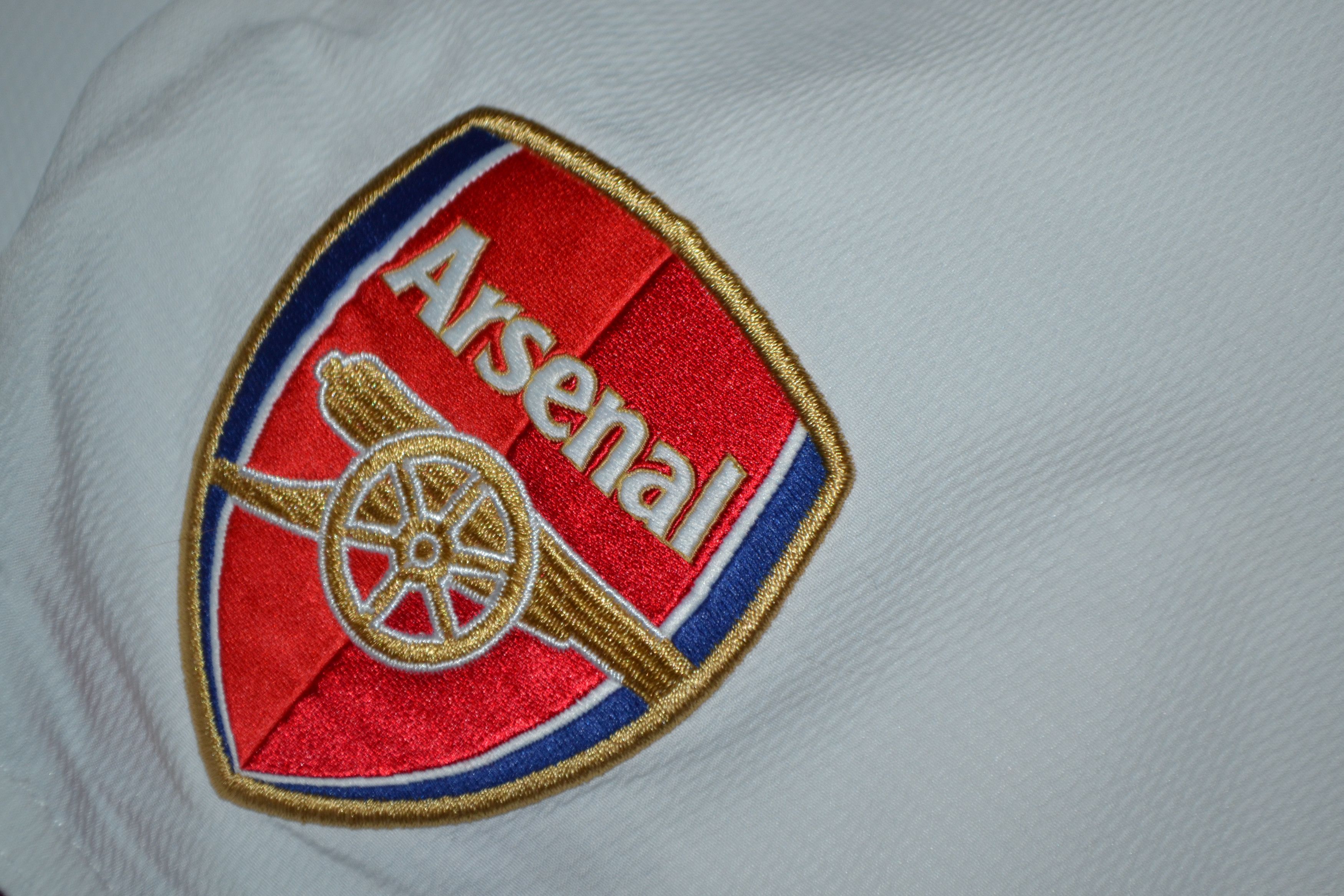 Nike ARSENAL LONDON 2008 2010 FOOTBALL SOCCER SHORTS Size US 32 / EU 48 - 6 Thumbnail