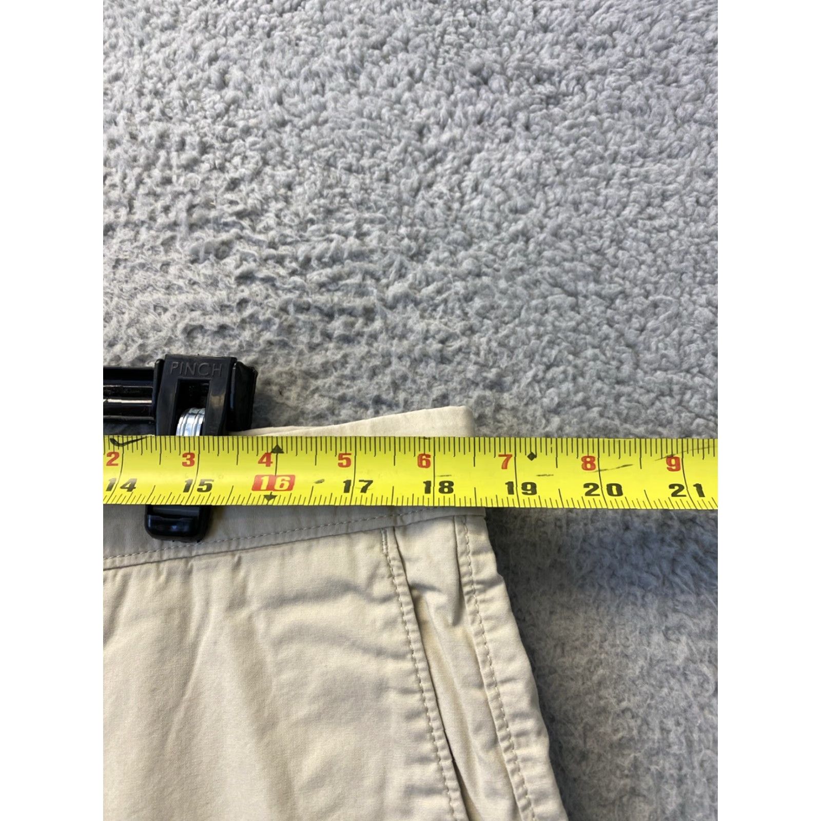 Banana Republic BANANA REPUBLIC Men’s Chino Shorts 36 Beige Solid Bermuda Size US 36 / EU 52 - 5 Thumbnail