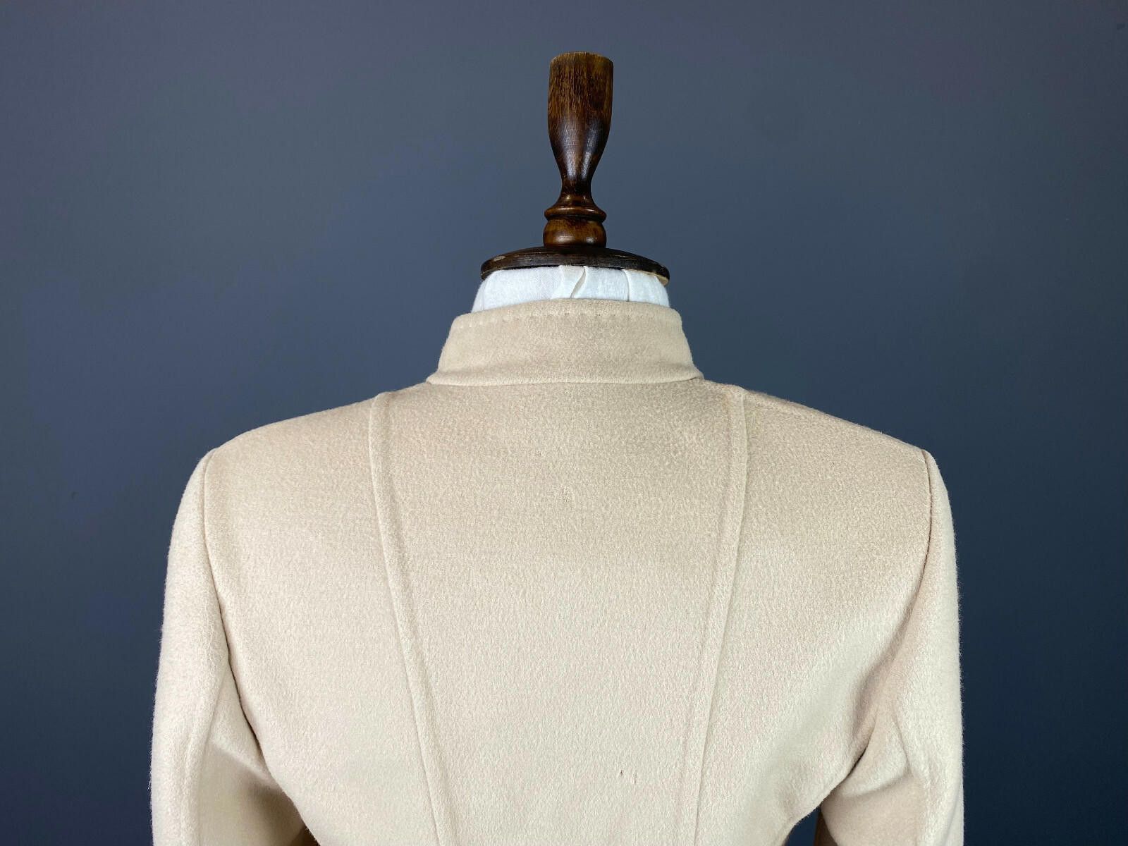 Designer Ladies Burberry London Beige Wool Button Down Coat Size 52 Size M / US 6-8 / IT 42-44 - 8 Thumbnail