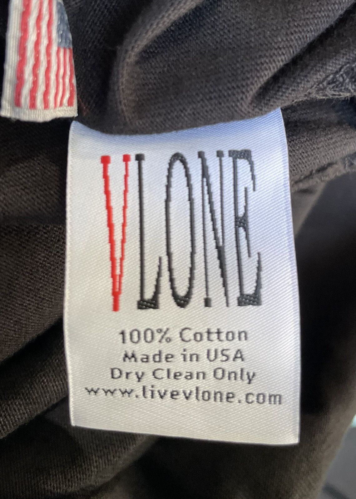 Vlone Vione Devil Spit T-shirt Size US XL / EU 56 / 4 - 8 Thumbnail