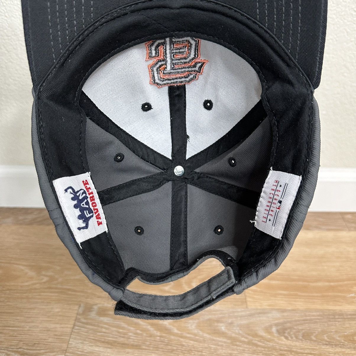 Other NWOT San Francisco Giants Adjustable Strapback Cap Hat Size ONE SIZE - 8 Thumbnail